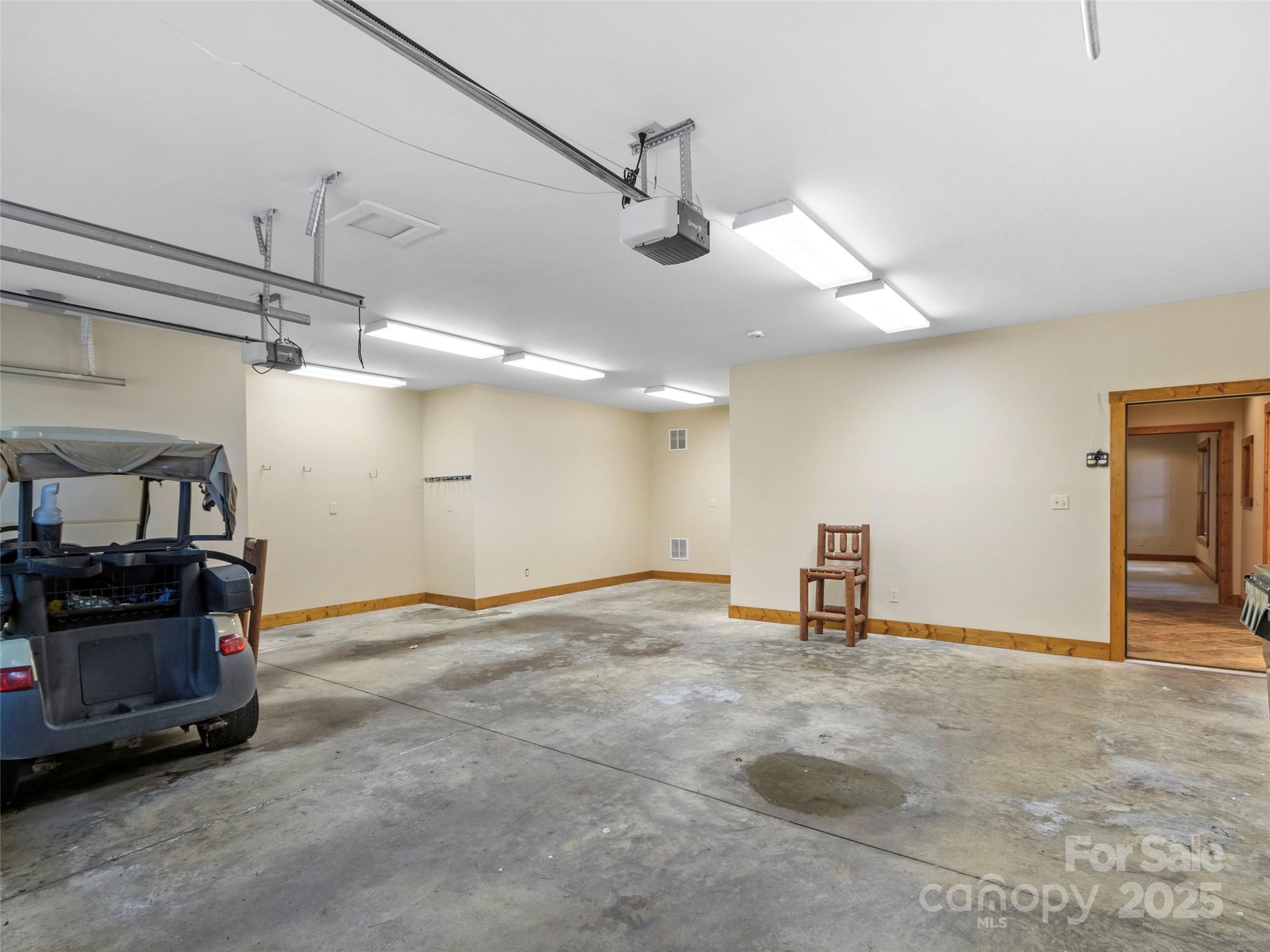 321 Sunset Point Road thumbnail image 48