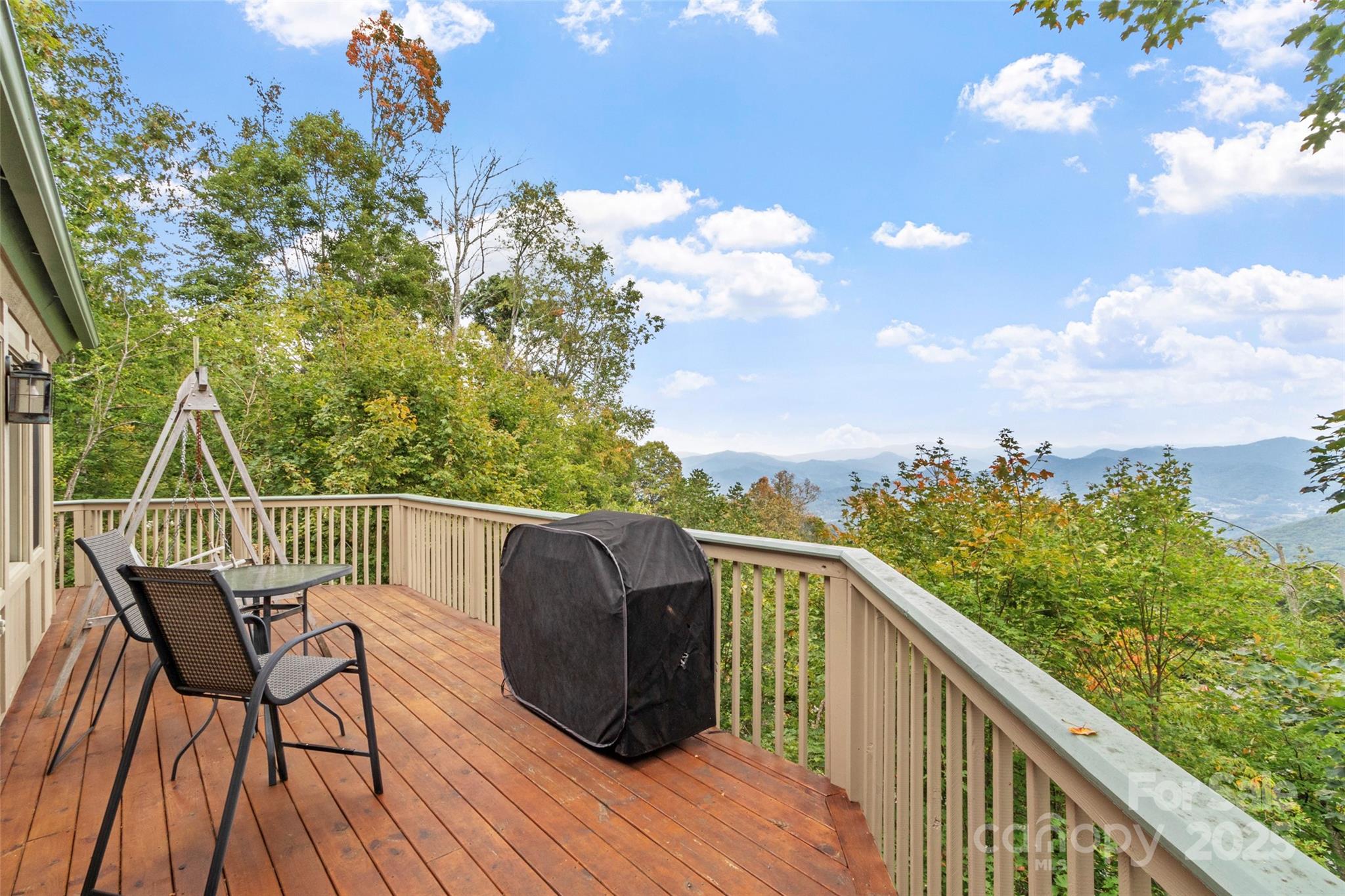 21 Ivy Ridge Road thumbnail image 3