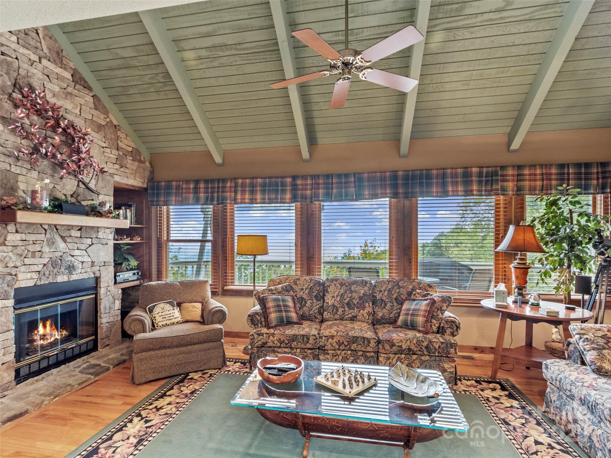 21 Ivy Ridge Road thumbnail image 4