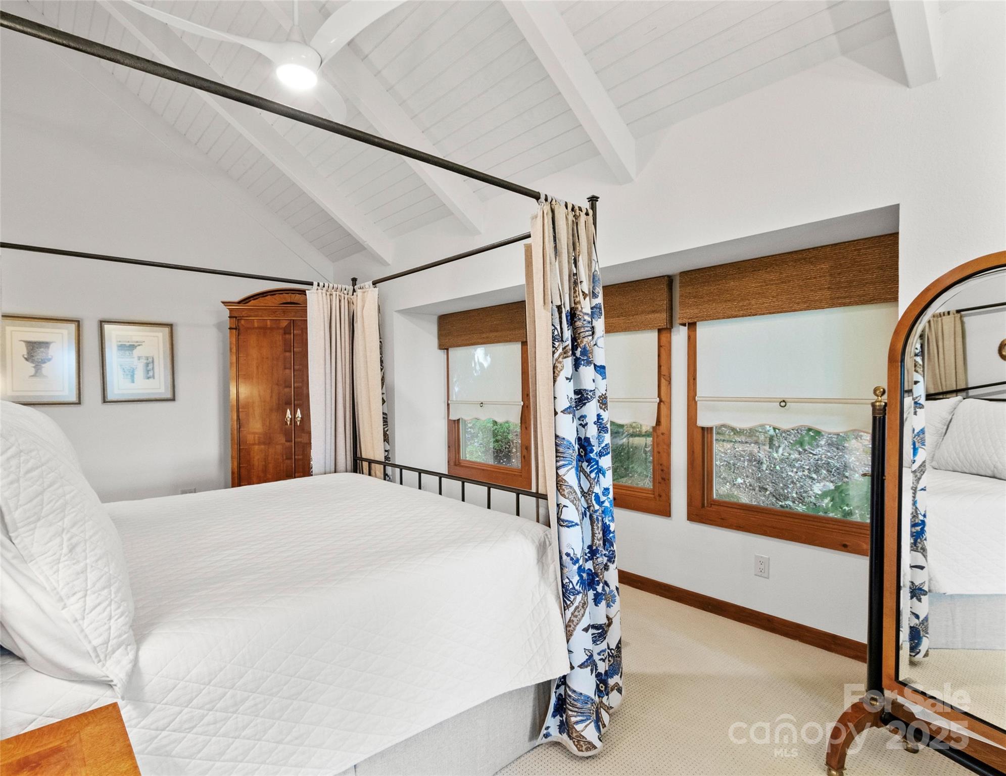 430 Rhododendron Lane thumbnail image 24