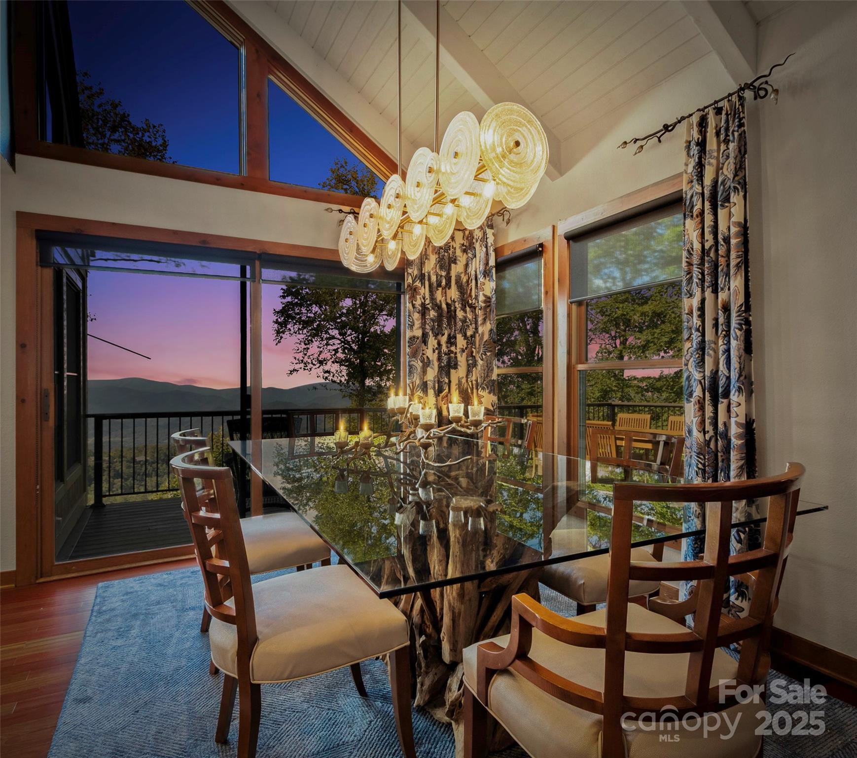 430 Rhododendron Lane thumbnail image 44