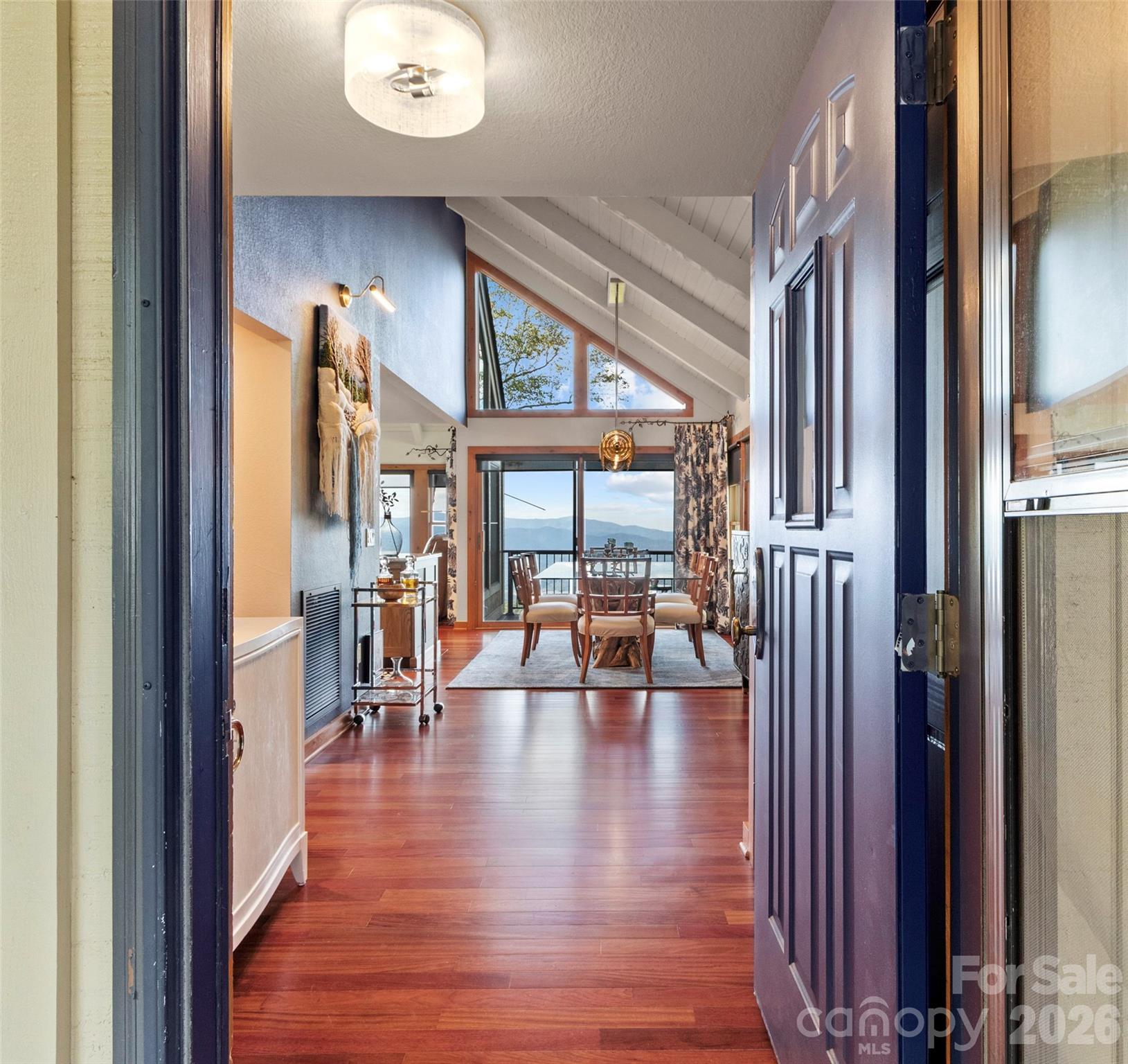 430 Rhododendron Lane thumbnail image 4