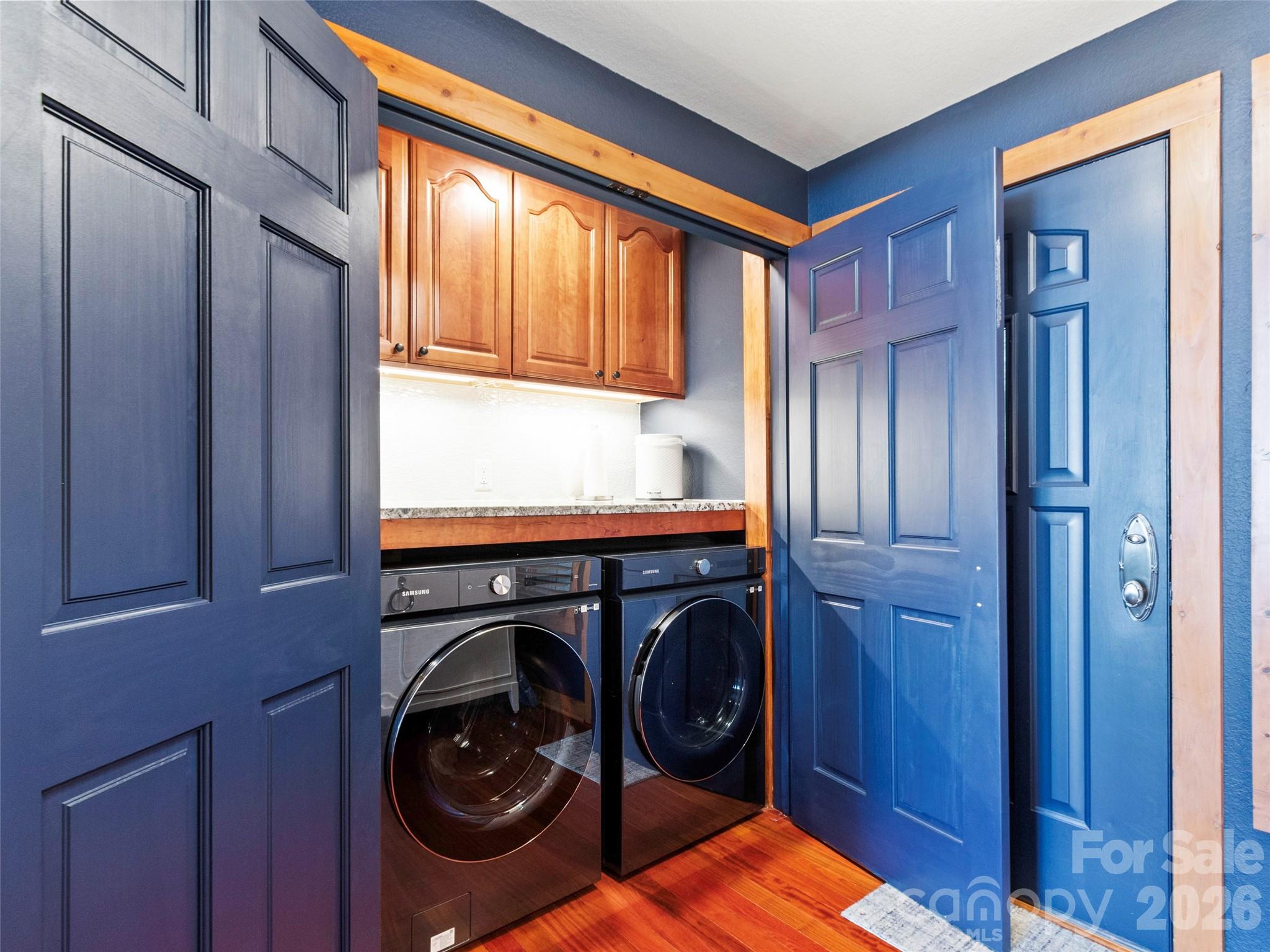 430 Rhododendron Lane thumbnail image 21