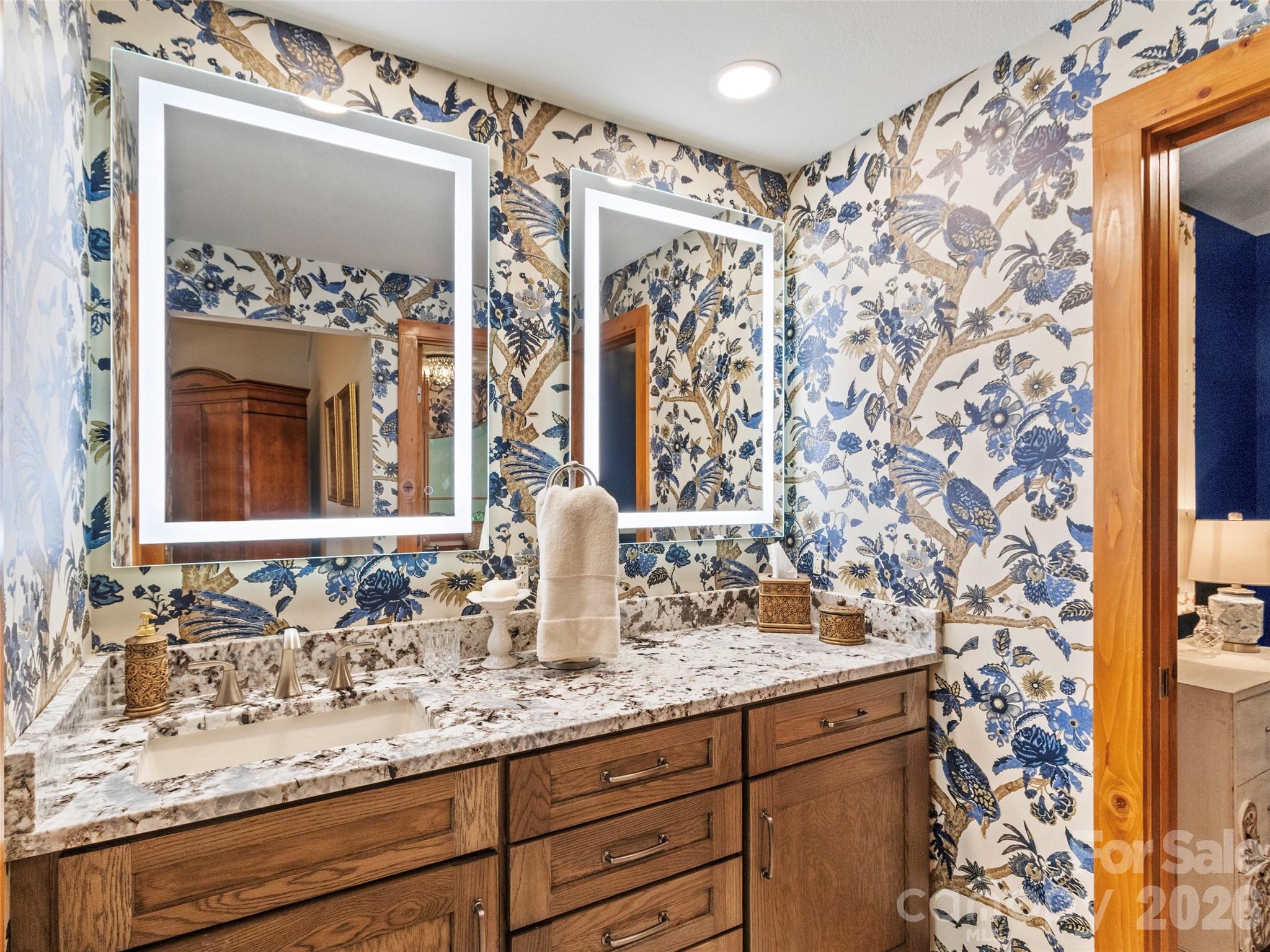 430 Rhododendron Lane thumbnail image 30