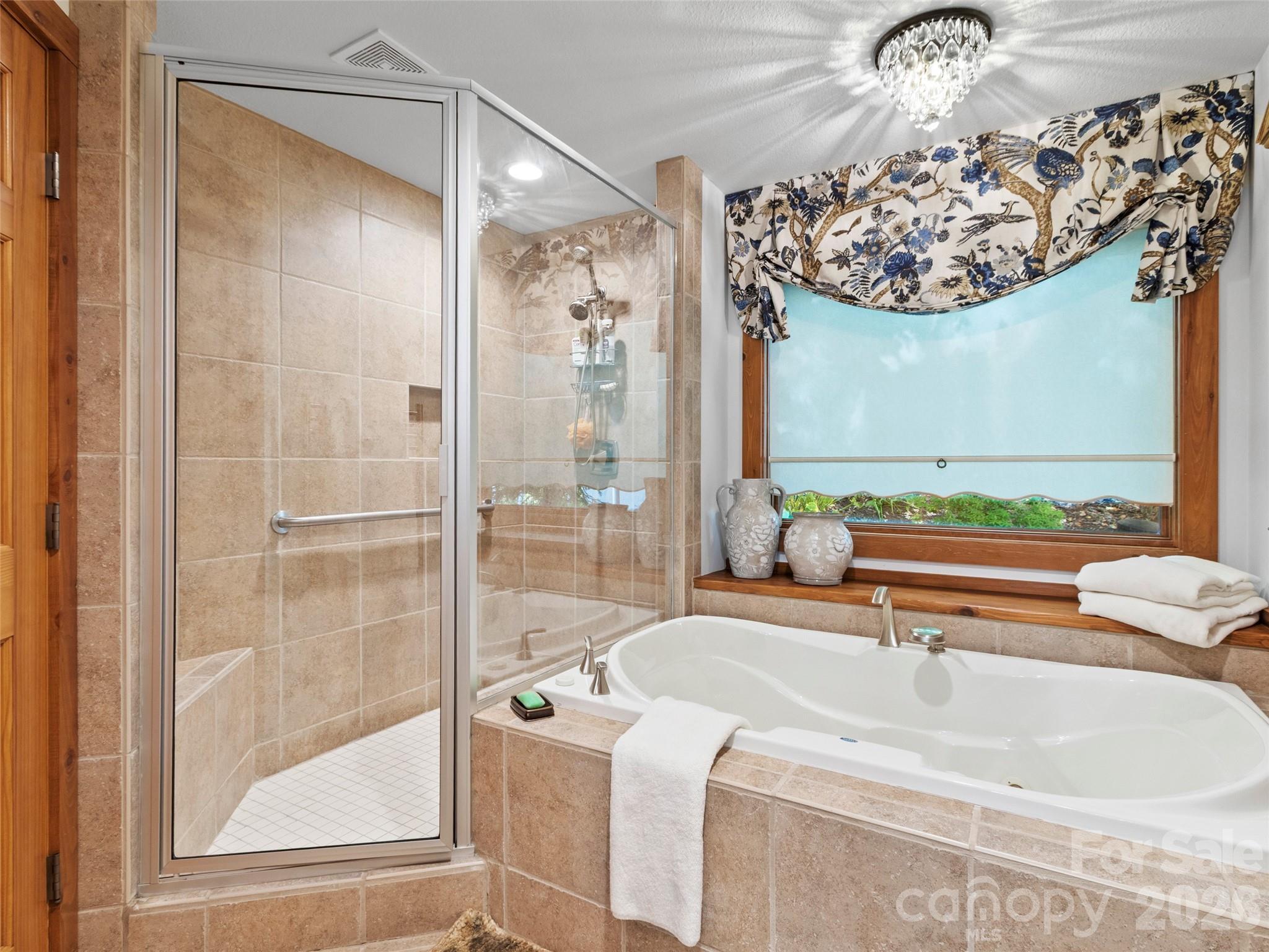 430 Rhododendron Lane thumbnail image 32