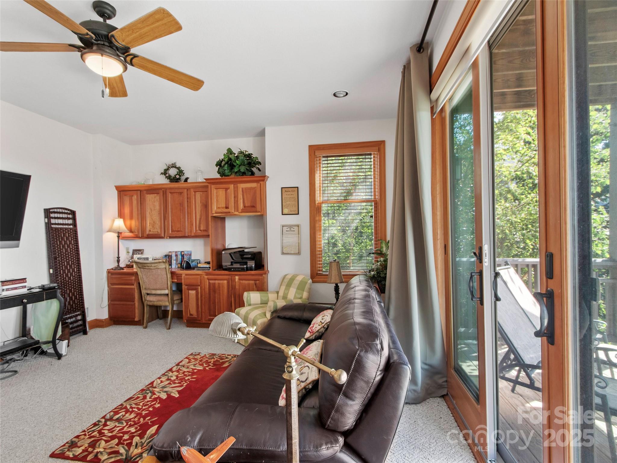 101 Spring Rock Road B3 thumbnail image 25