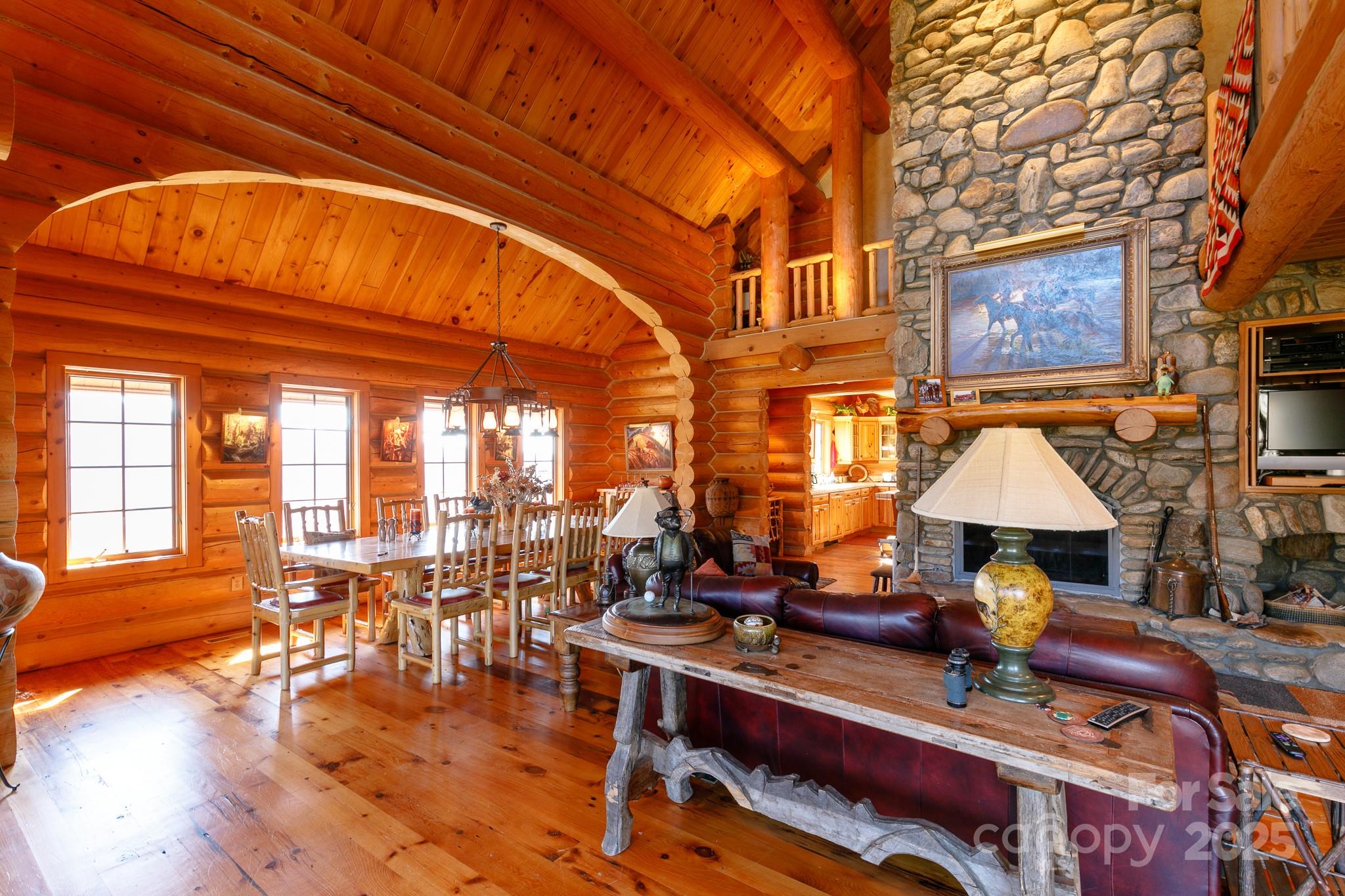 851 Austin Mountain Drive thumbnail image 6