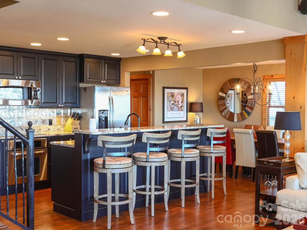 71 Ivy Ridge Road thumbnail image 11