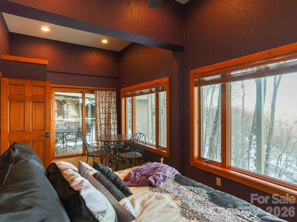 71 Ivy Ridge Road thumbnail image 23