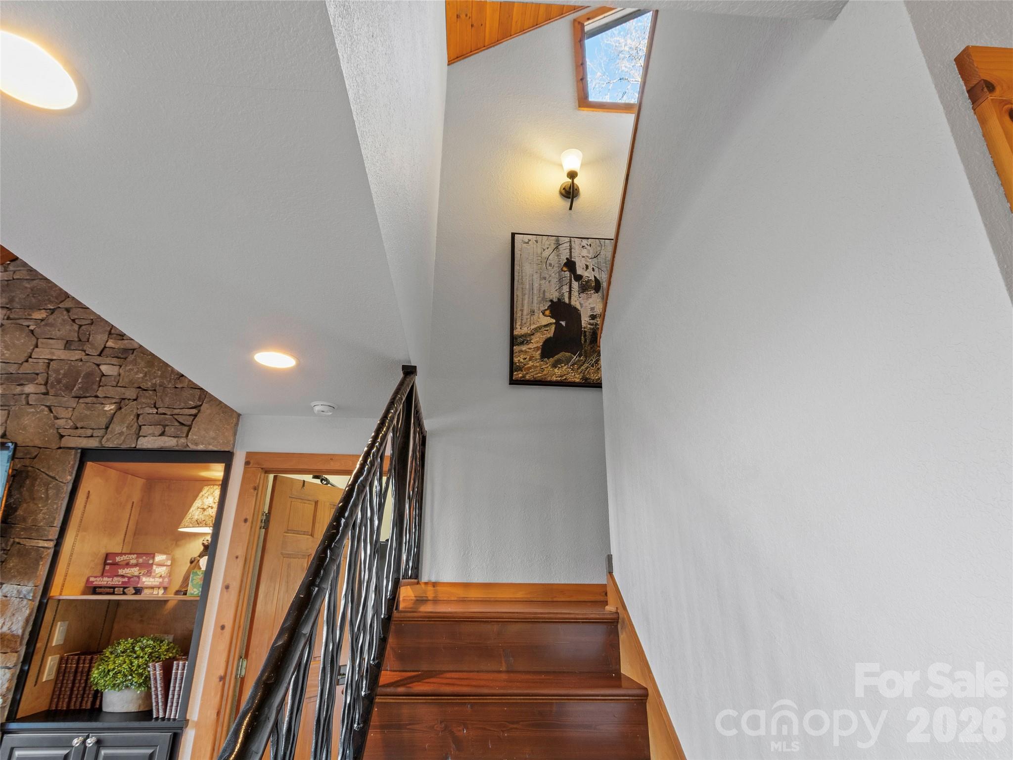 71 Ivy Ridge Road thumbnail image 14