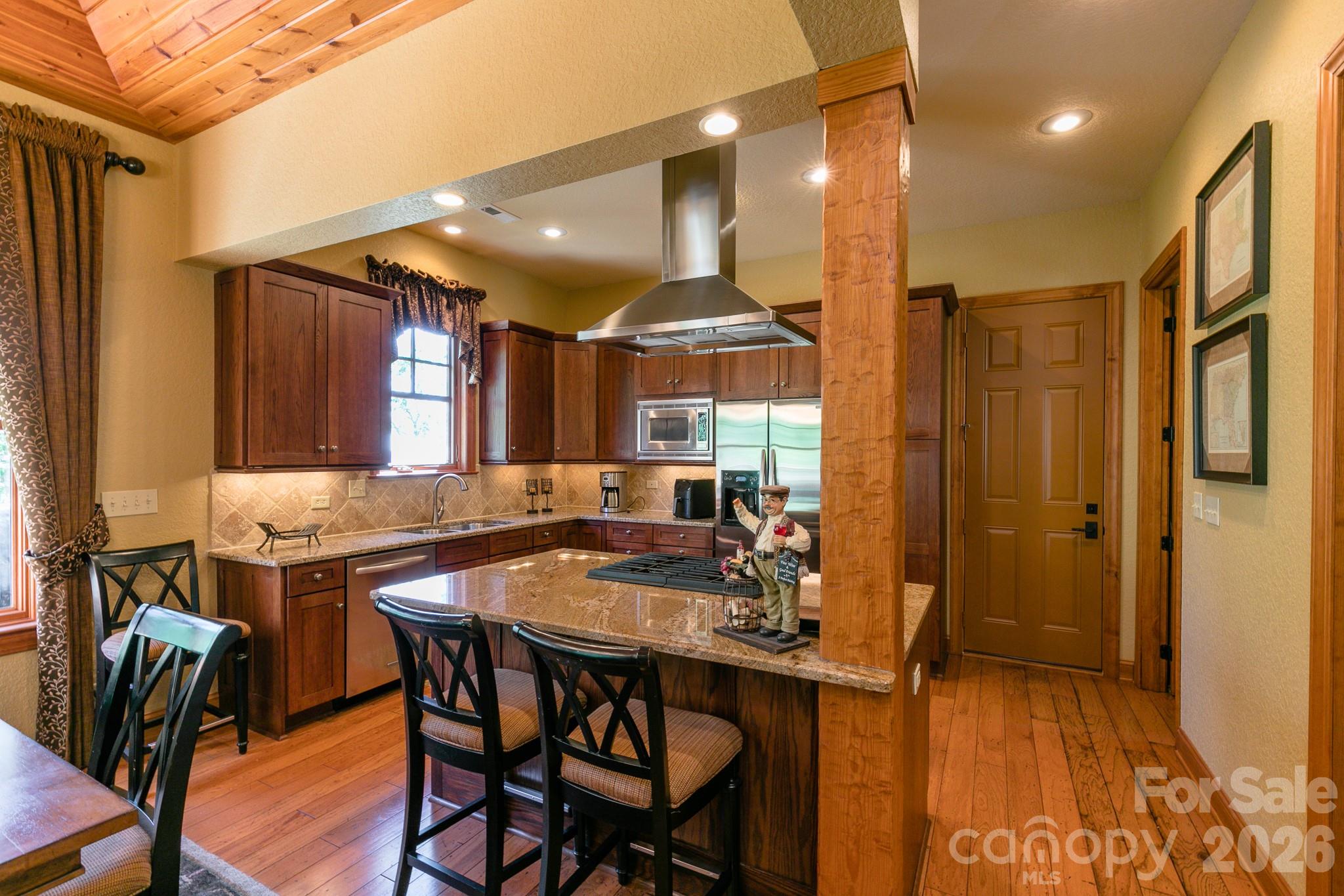 307 Spring Rock Road thumbnail image 3