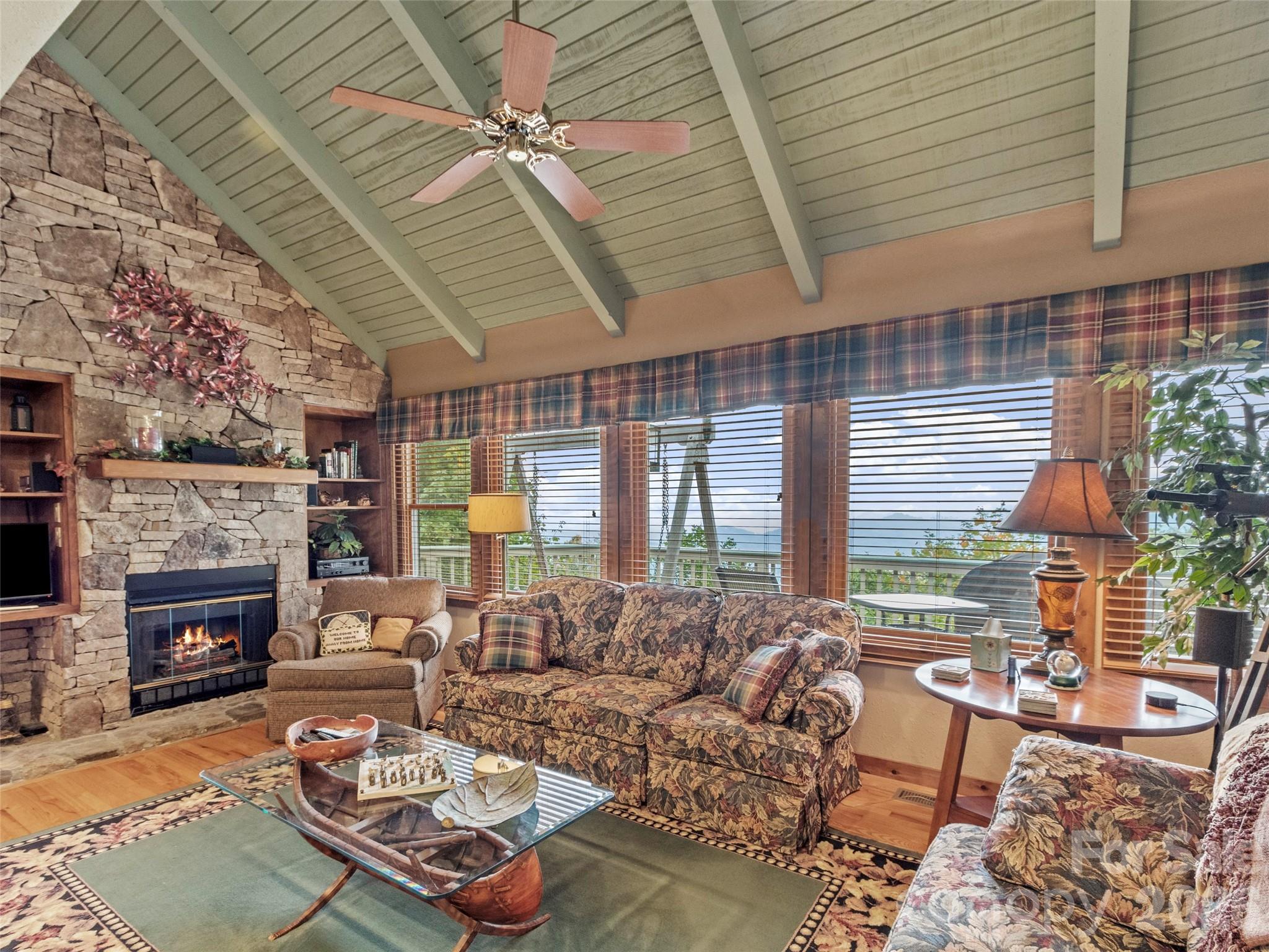 21 Ivy Ridge Road thumbnail image 3