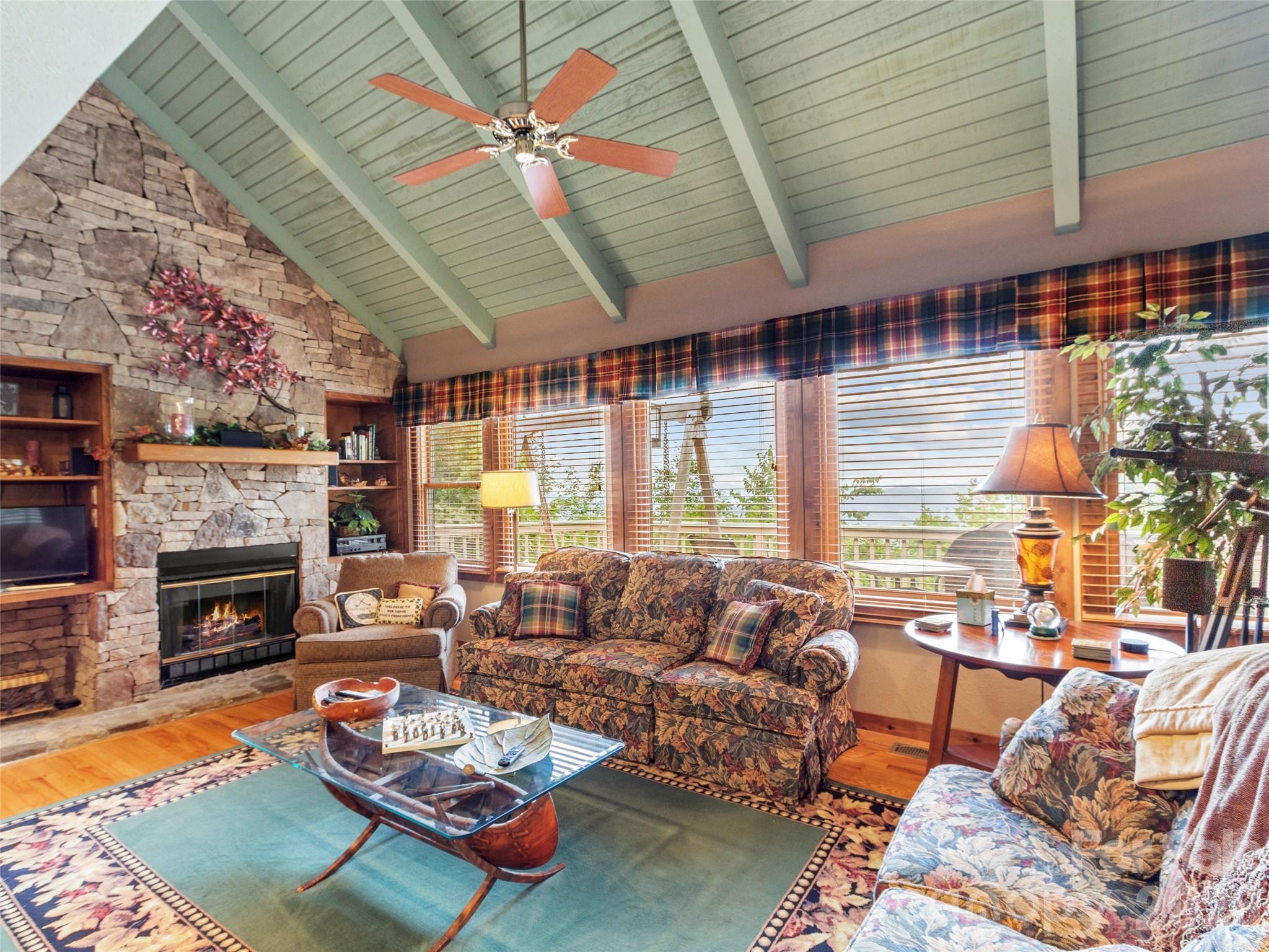 21 Ivy Ridge Road thumbnail image 6