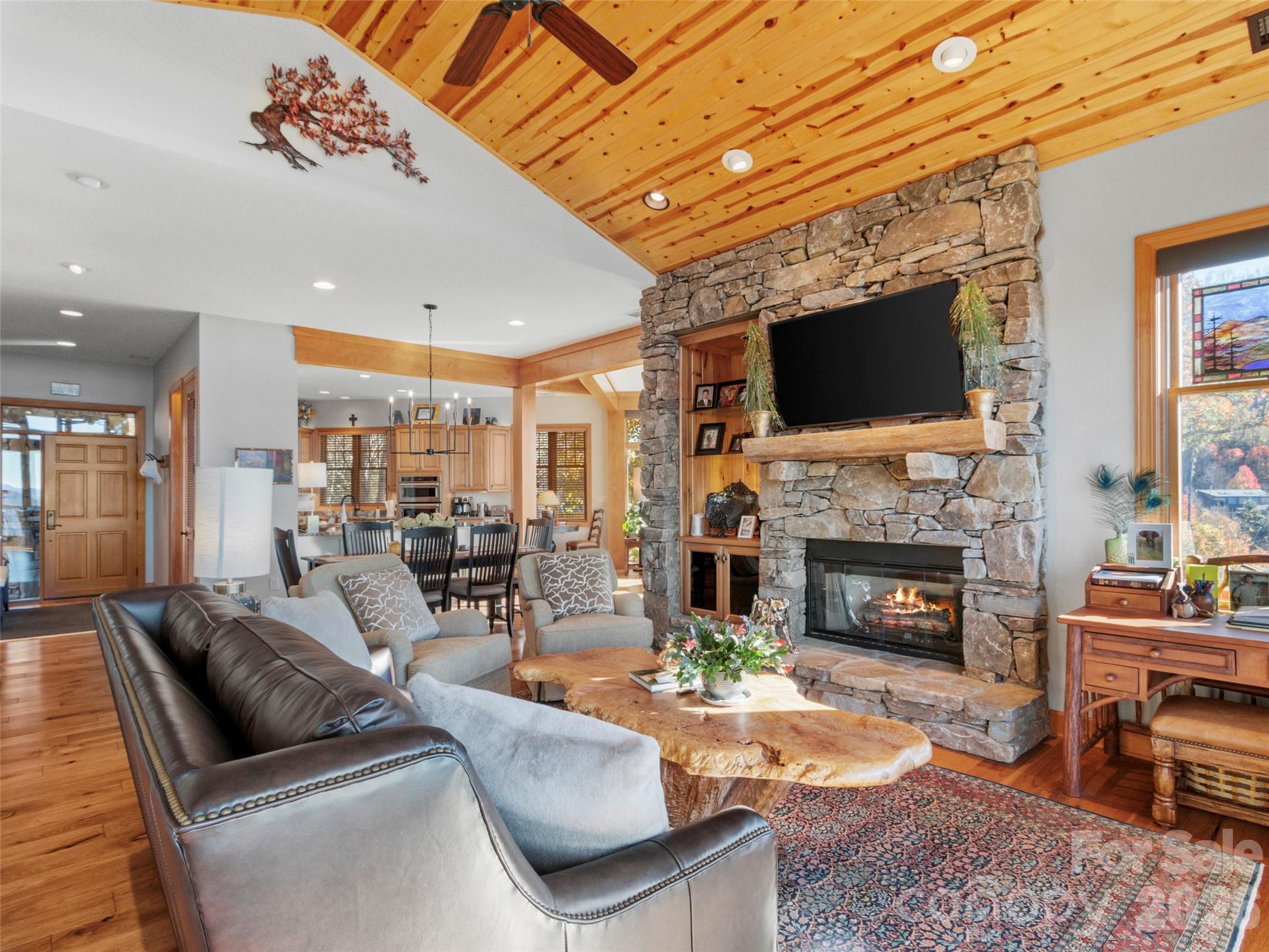 121 Spring Rock Road C/1 thumbnail image 4