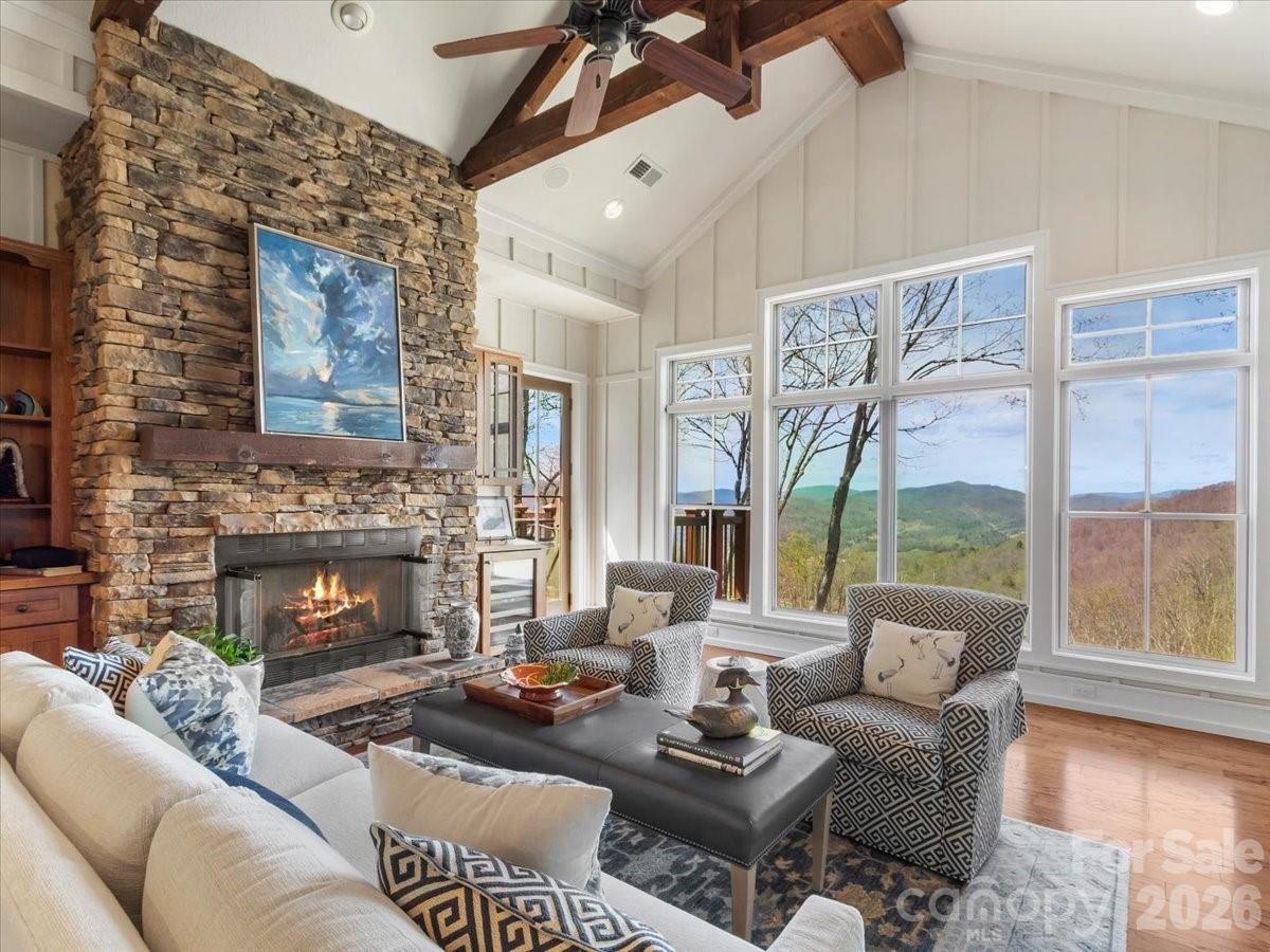 45 Creekside Way 301 thumbnail image 3