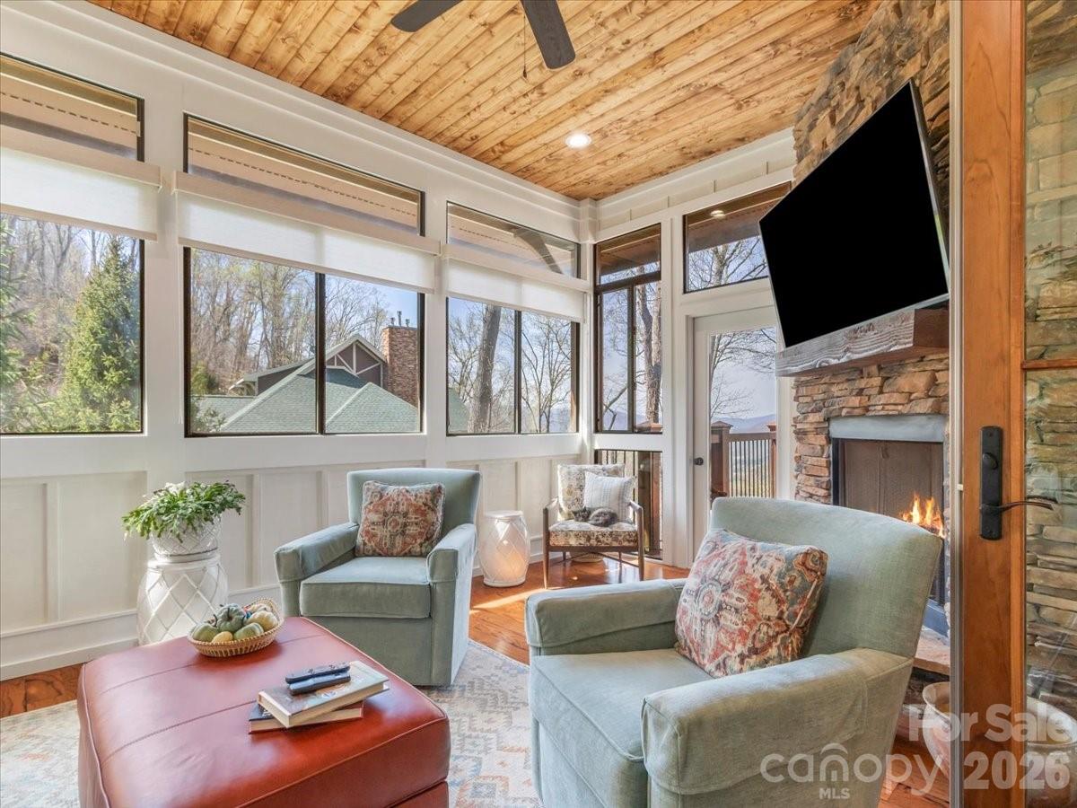 45 Creekside Way 301 thumbnail image 13