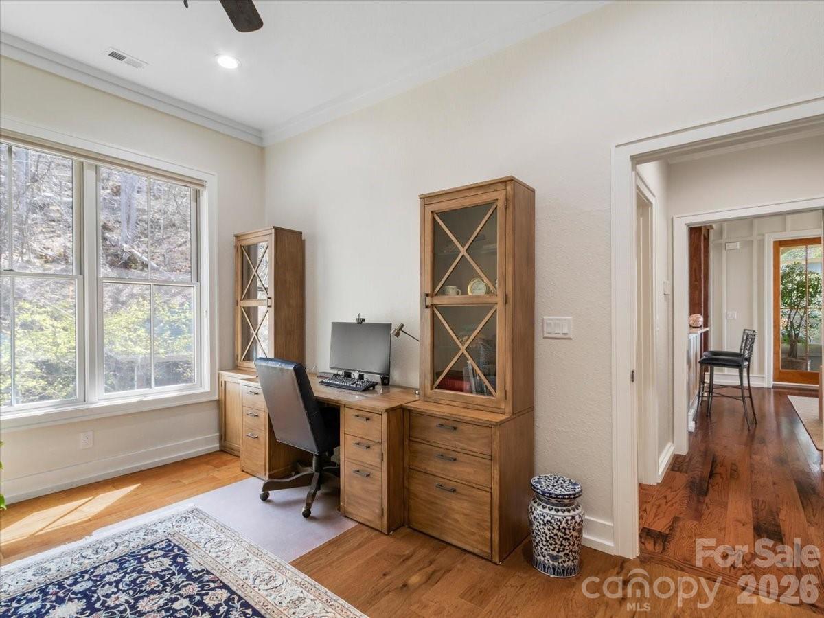 45 Creekside Way 301 thumbnail image 30