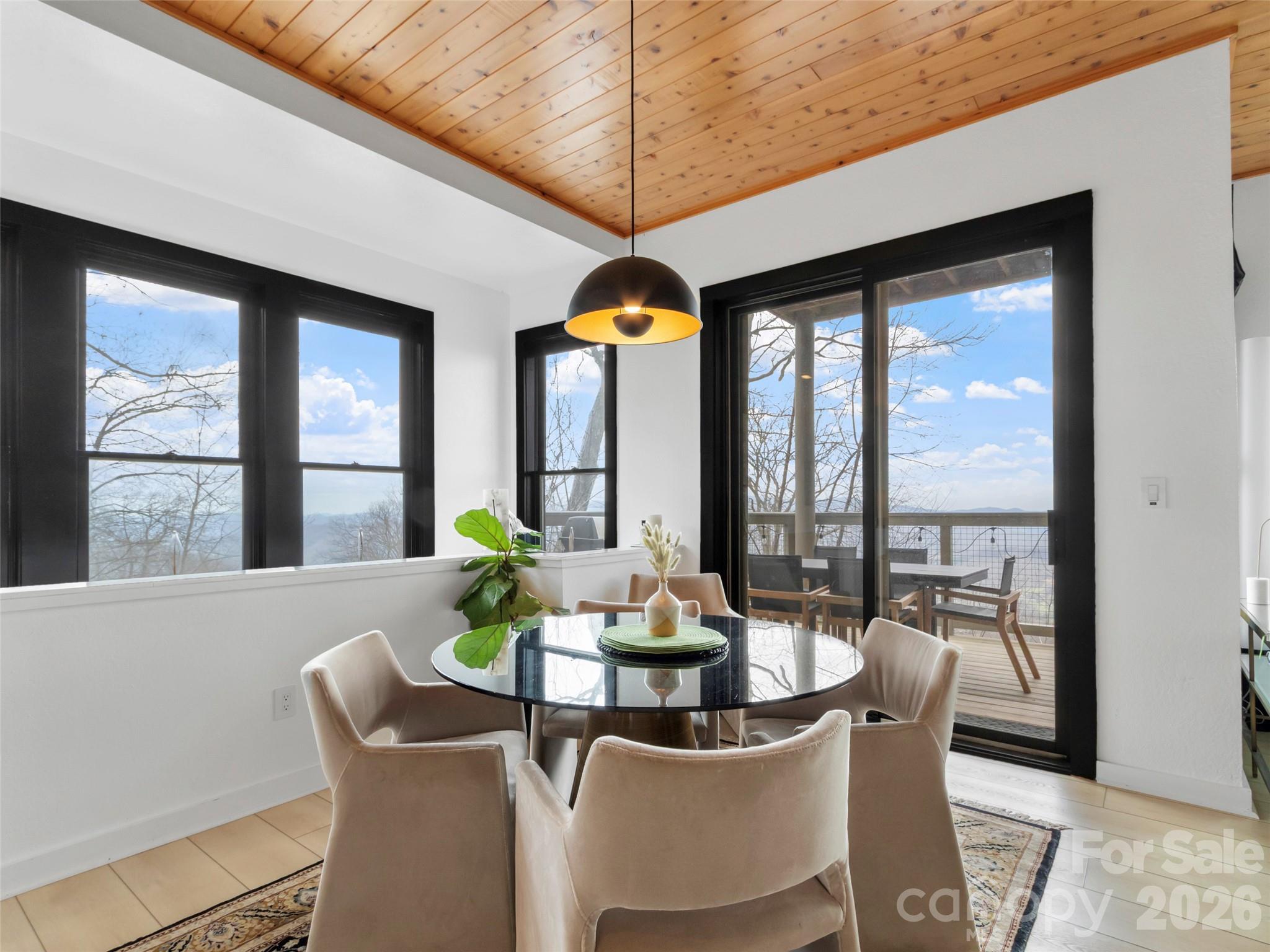 30 Club Villa Court B/5 thumbnail image 29