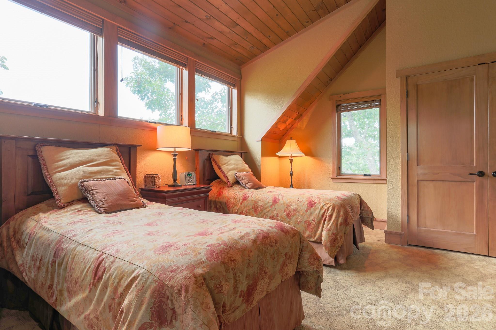 9 Hawks Ledge Trail thumbnail image 18