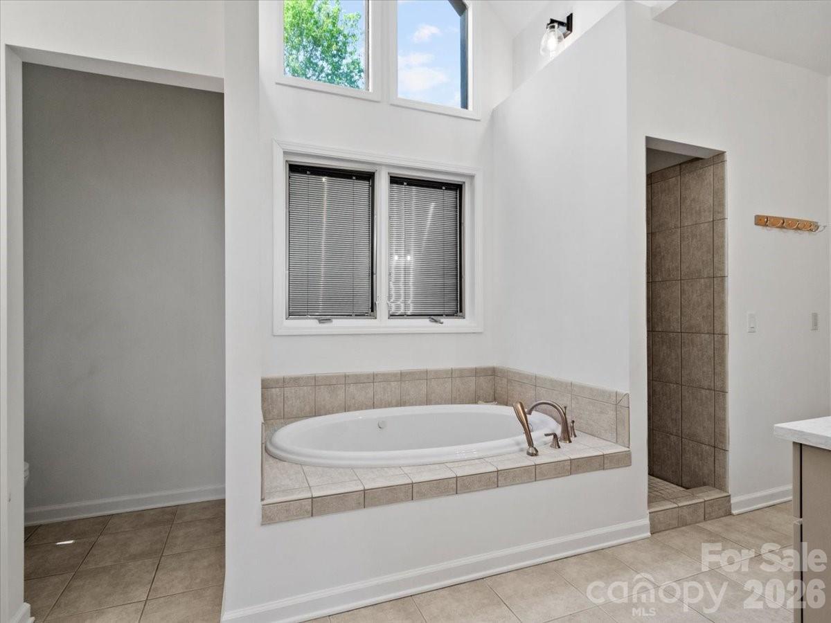 410 Springhouse Drive thumbnail image 26