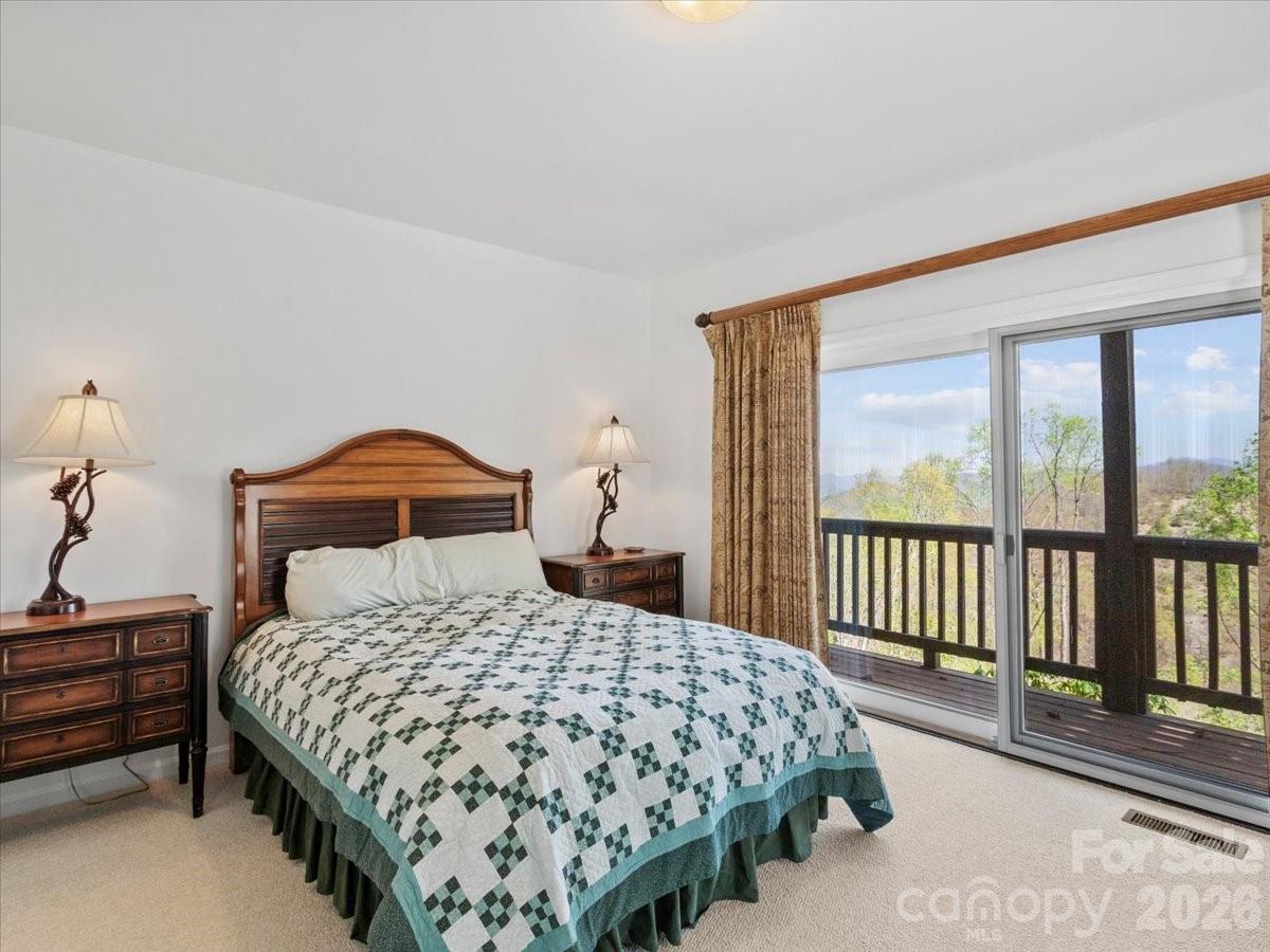 410 Springhouse Drive thumbnail image 30