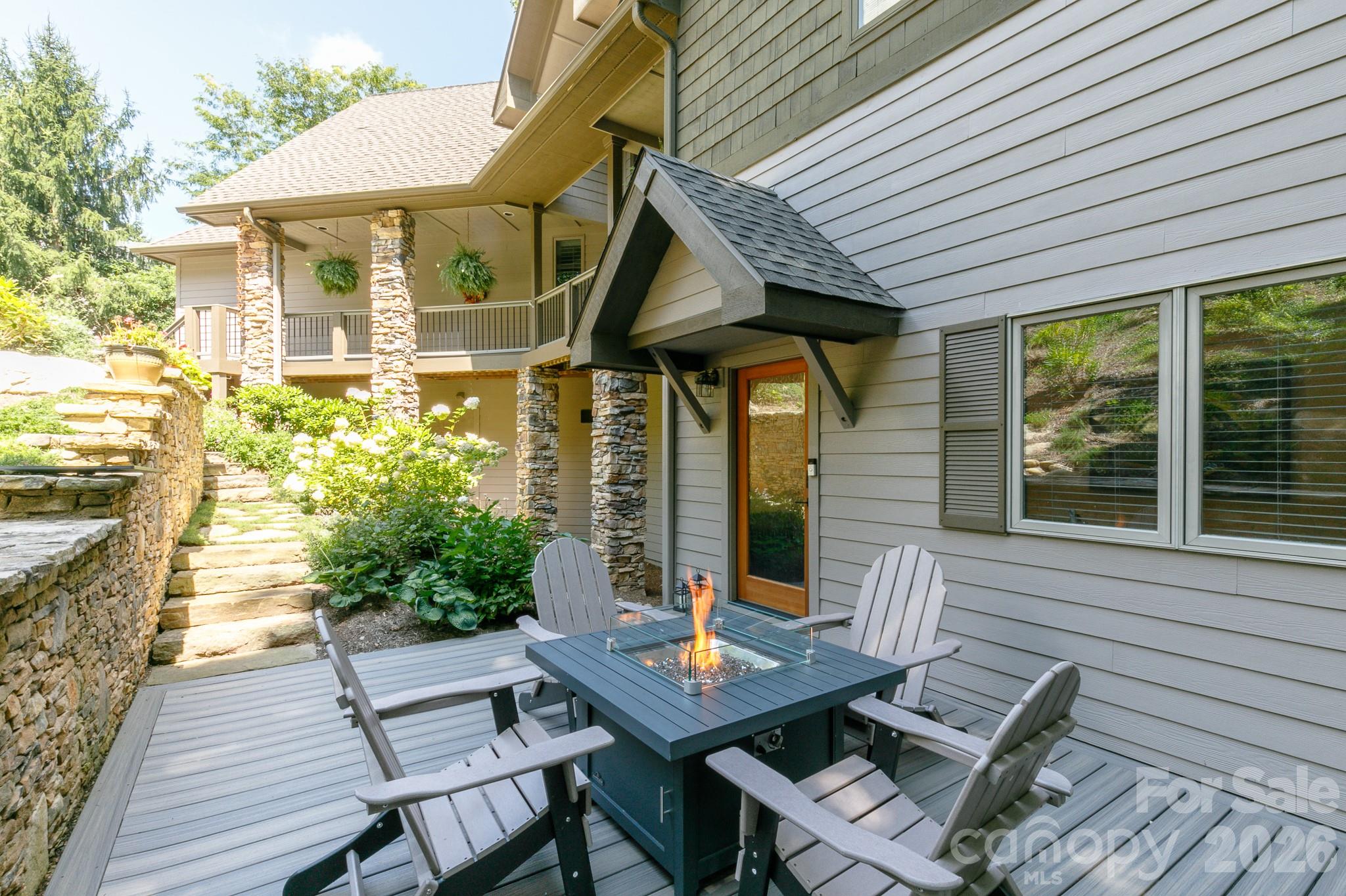 410 Springhouse Drive thumbnail image 40