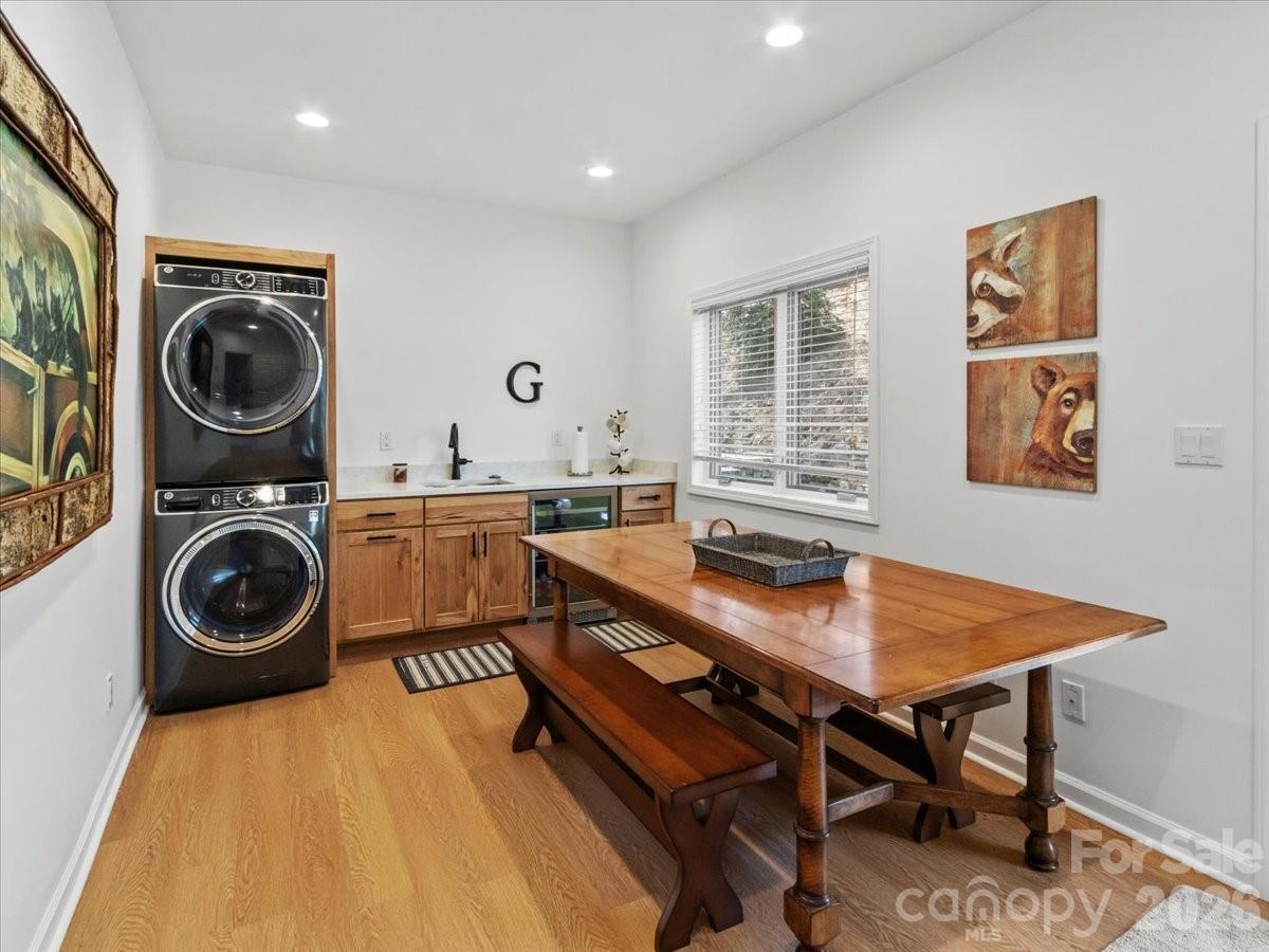 410 Springhouse Drive thumbnail image 41