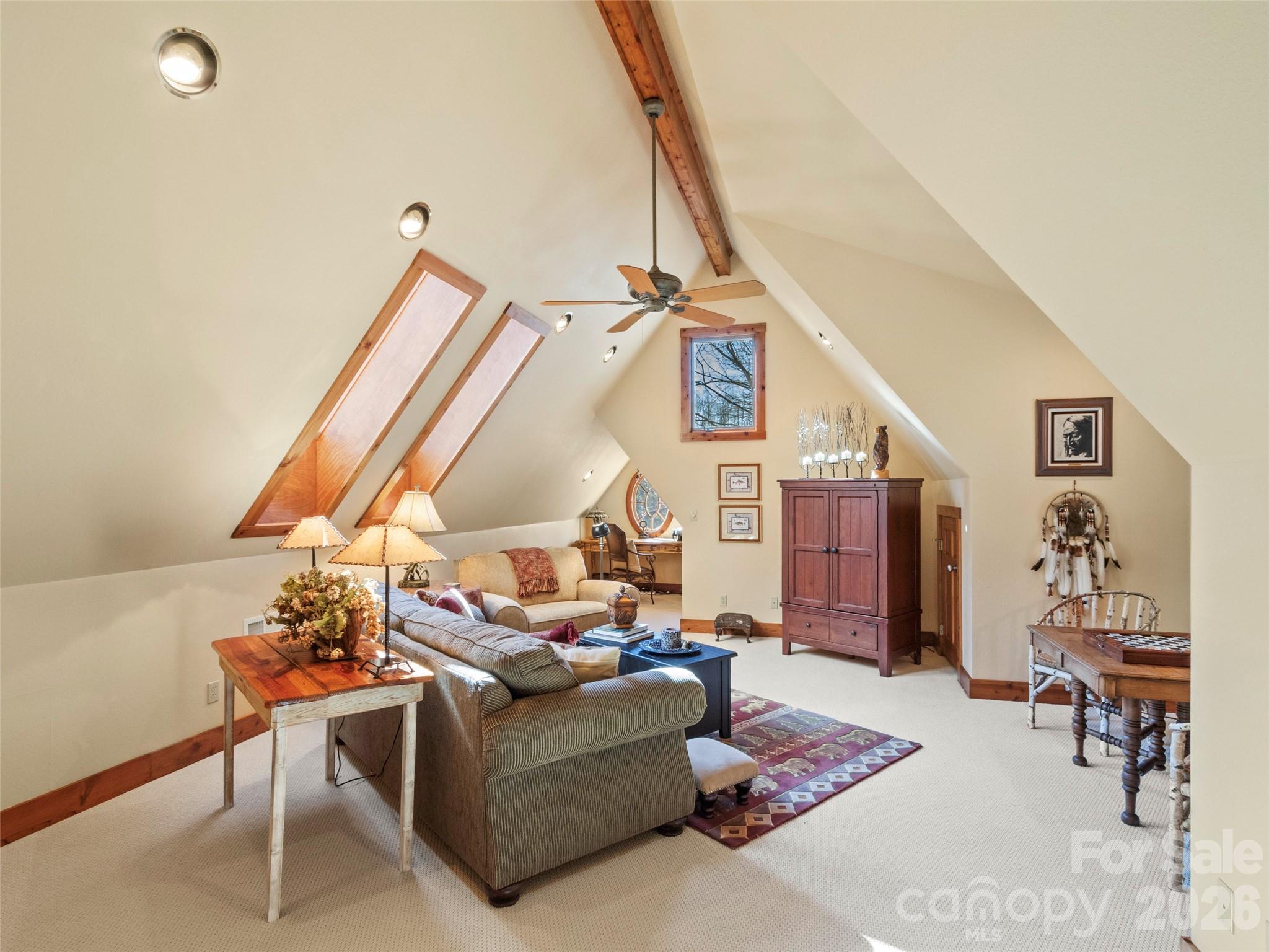 456 Spring House Drive thumbnail image 42