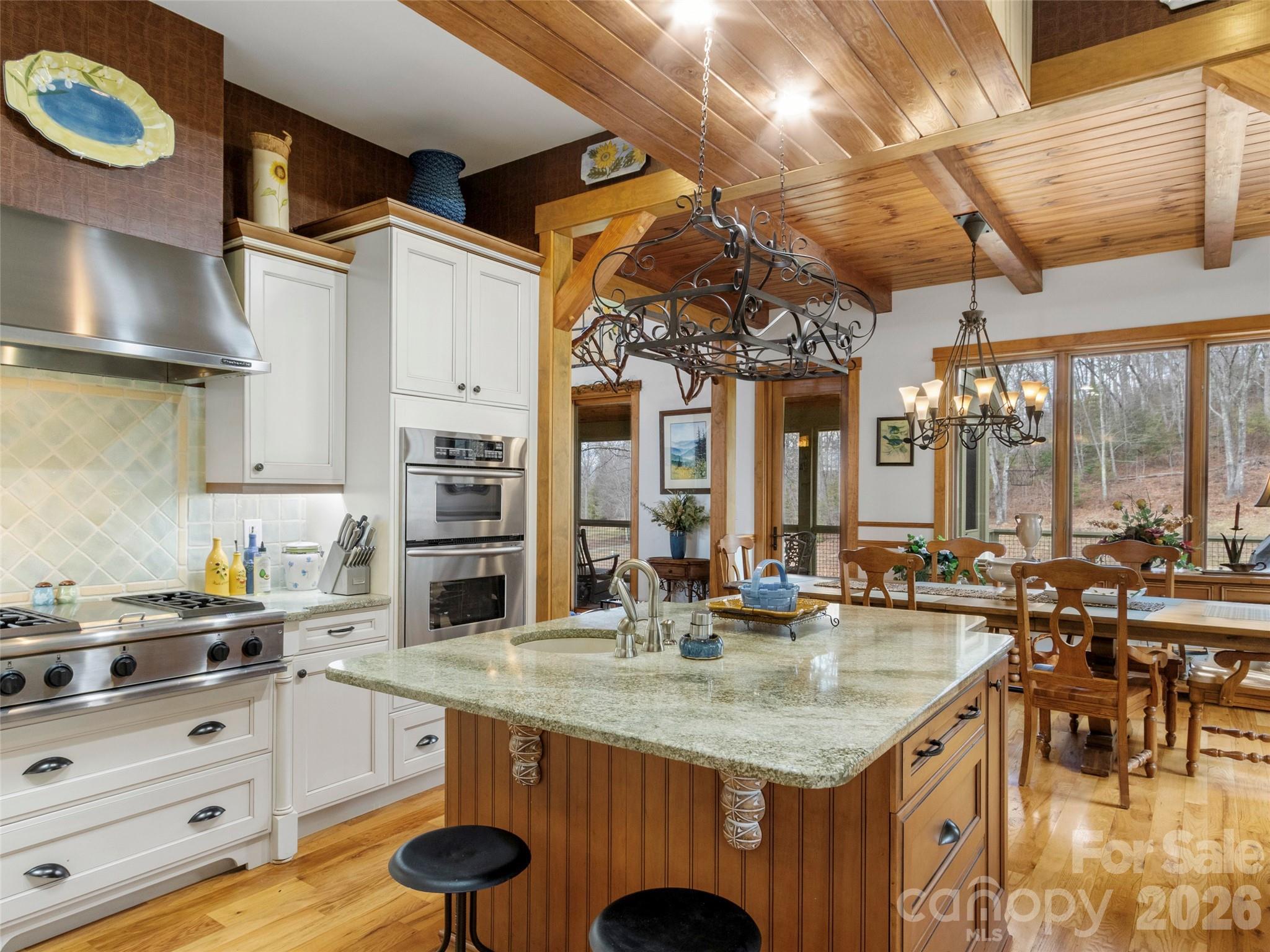 324 Austin Mountain Drive thumbnail image 9