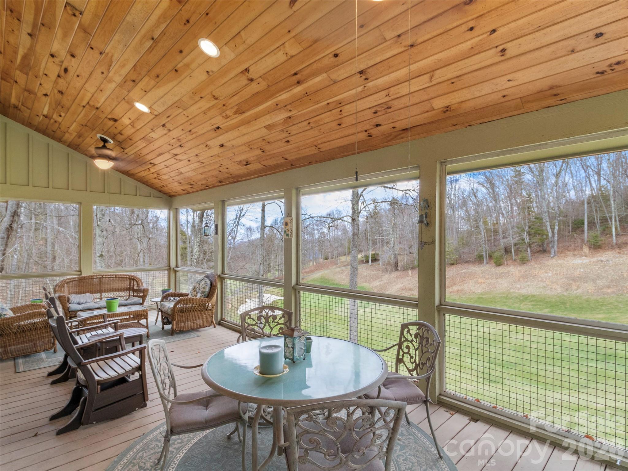 324 Austin Mountain Drive thumbnail image 15