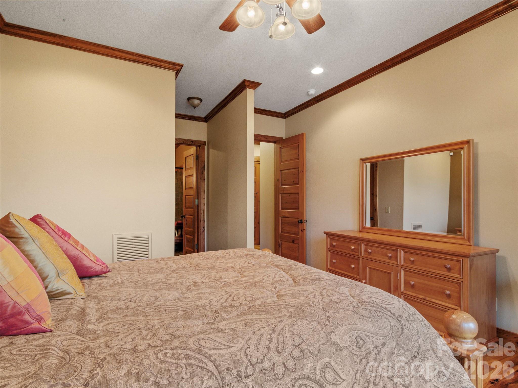 56 Spring House Drive thumbnail image 38