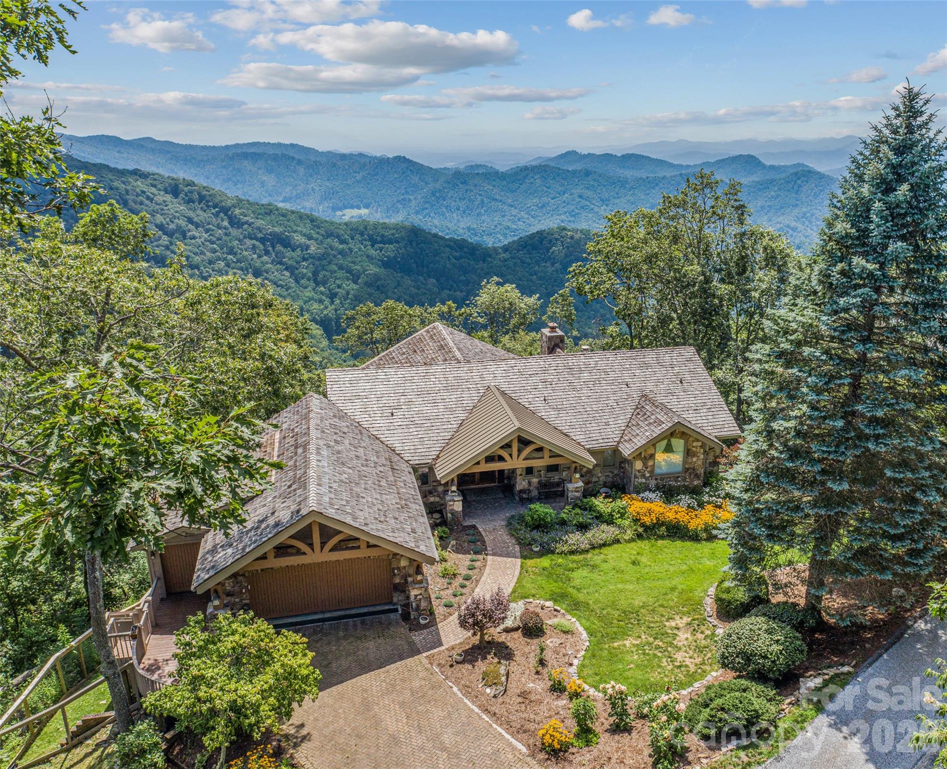 218 Slickrock Road thumbnail image 2