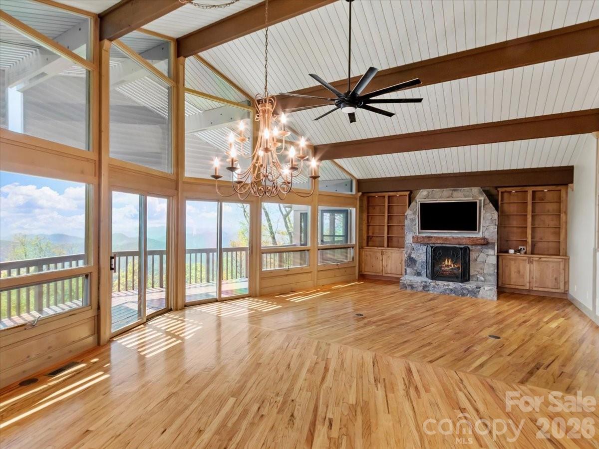 218 Slickrock Road thumbnail image 11