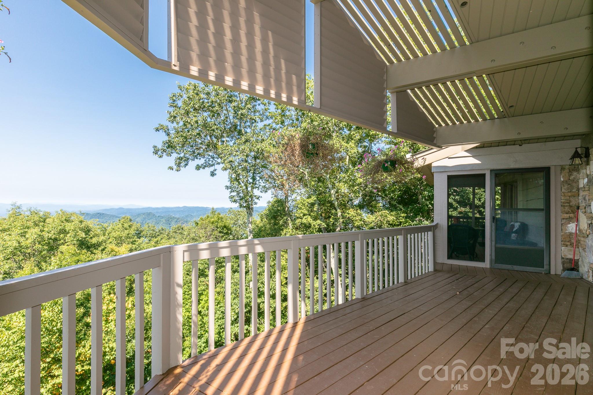 218 Slickrock Road thumbnail image 12