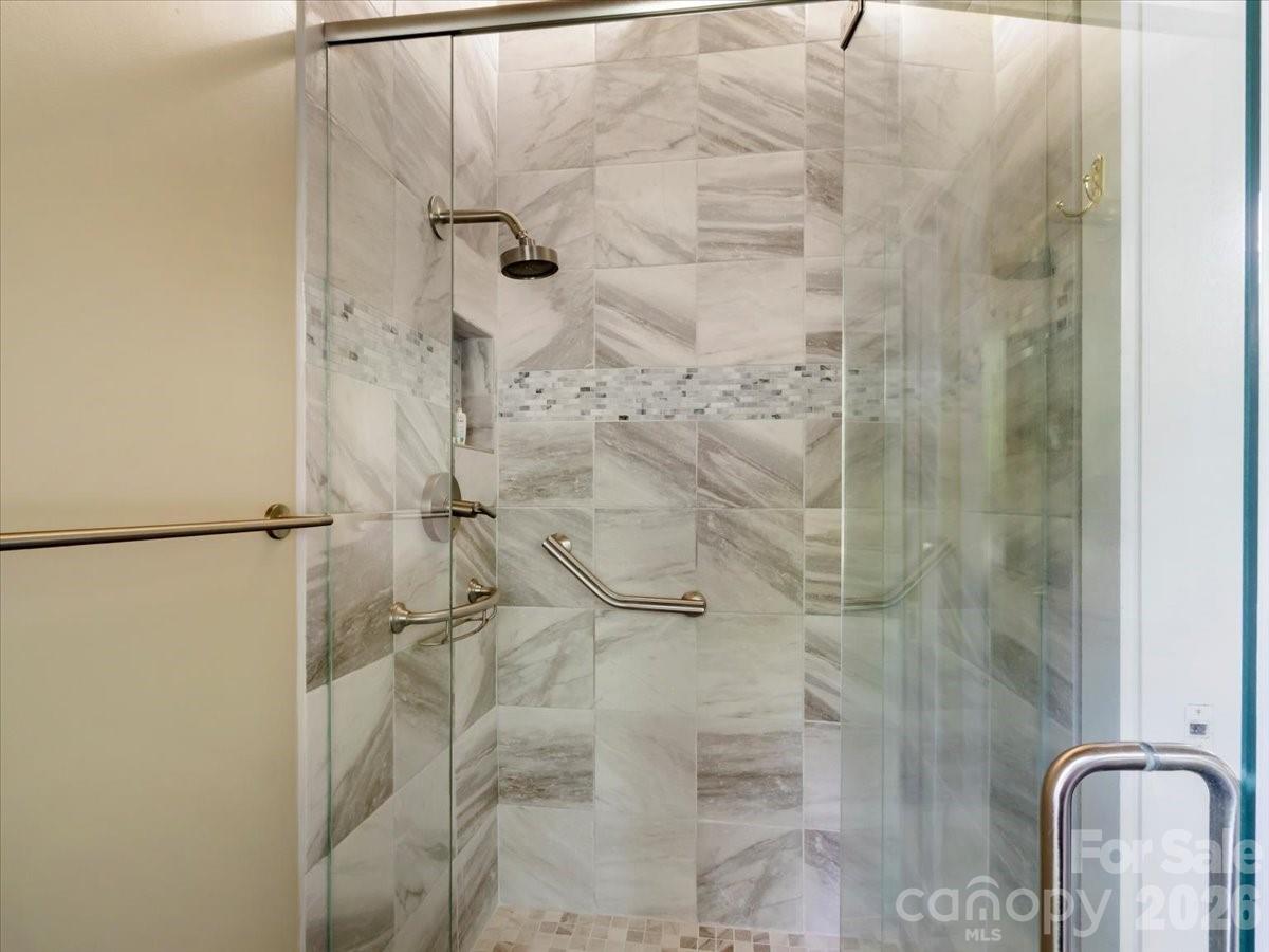 218 Slickrock Road thumbnail image 22