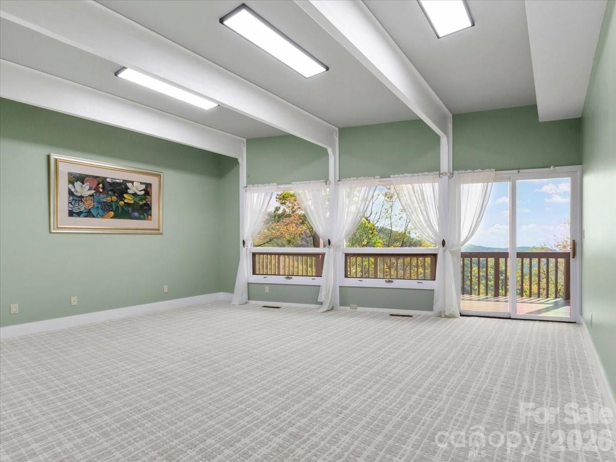 218 Slickrock Road thumbnail image 29