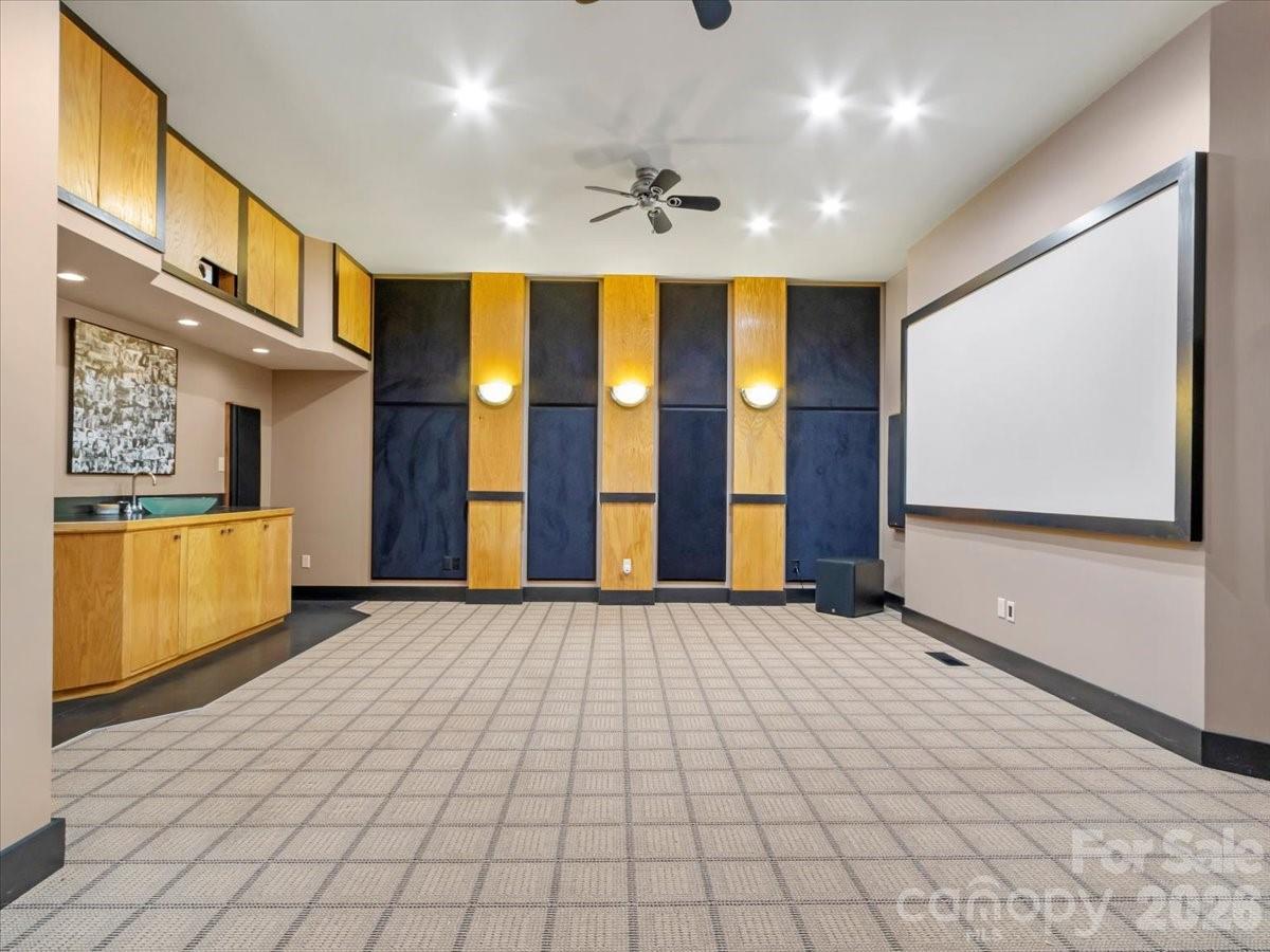 218 Slickrock Road thumbnail image 39