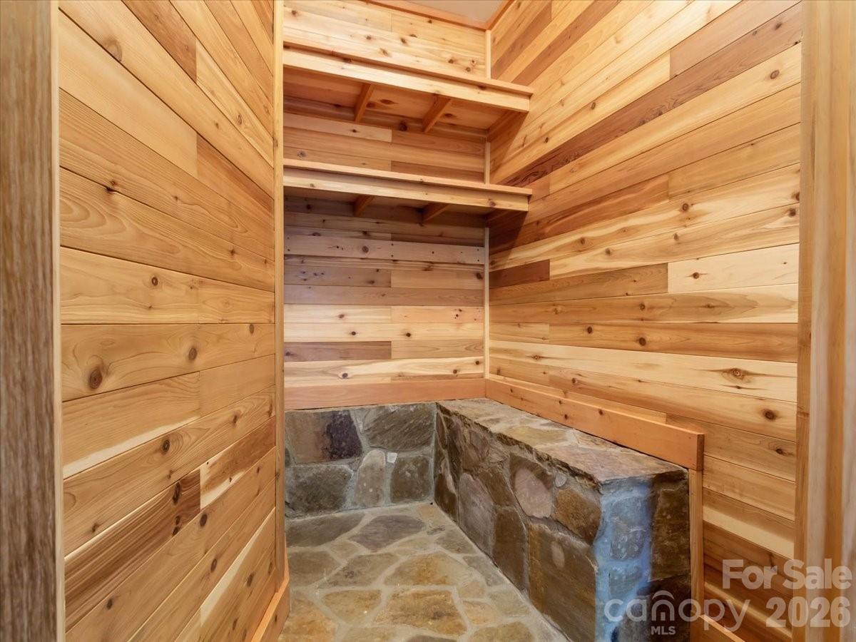 218 Slickrock Road thumbnail image 43