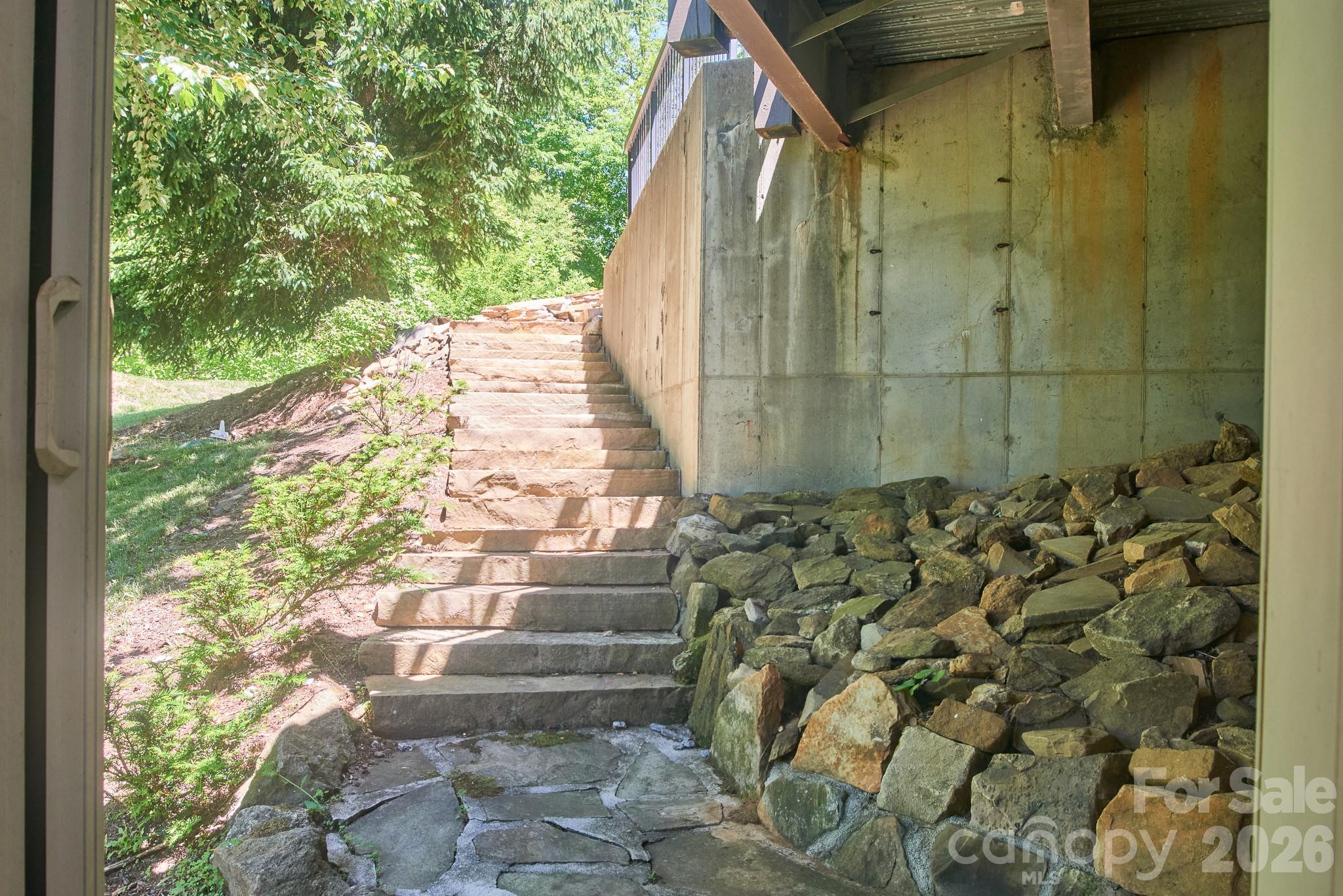 427 Spring Rock Road thumbnail image 30