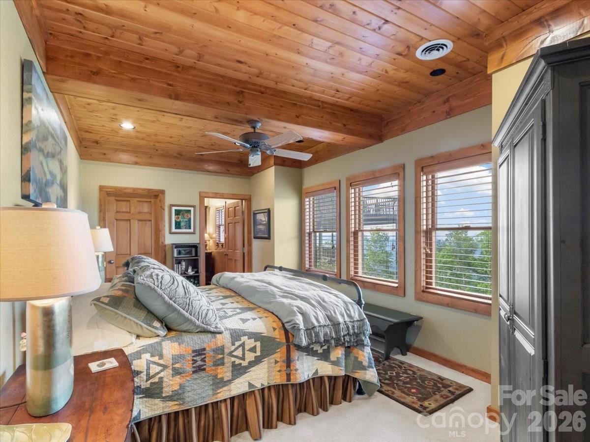 373 Rhododendron Lane thumbnail image 39