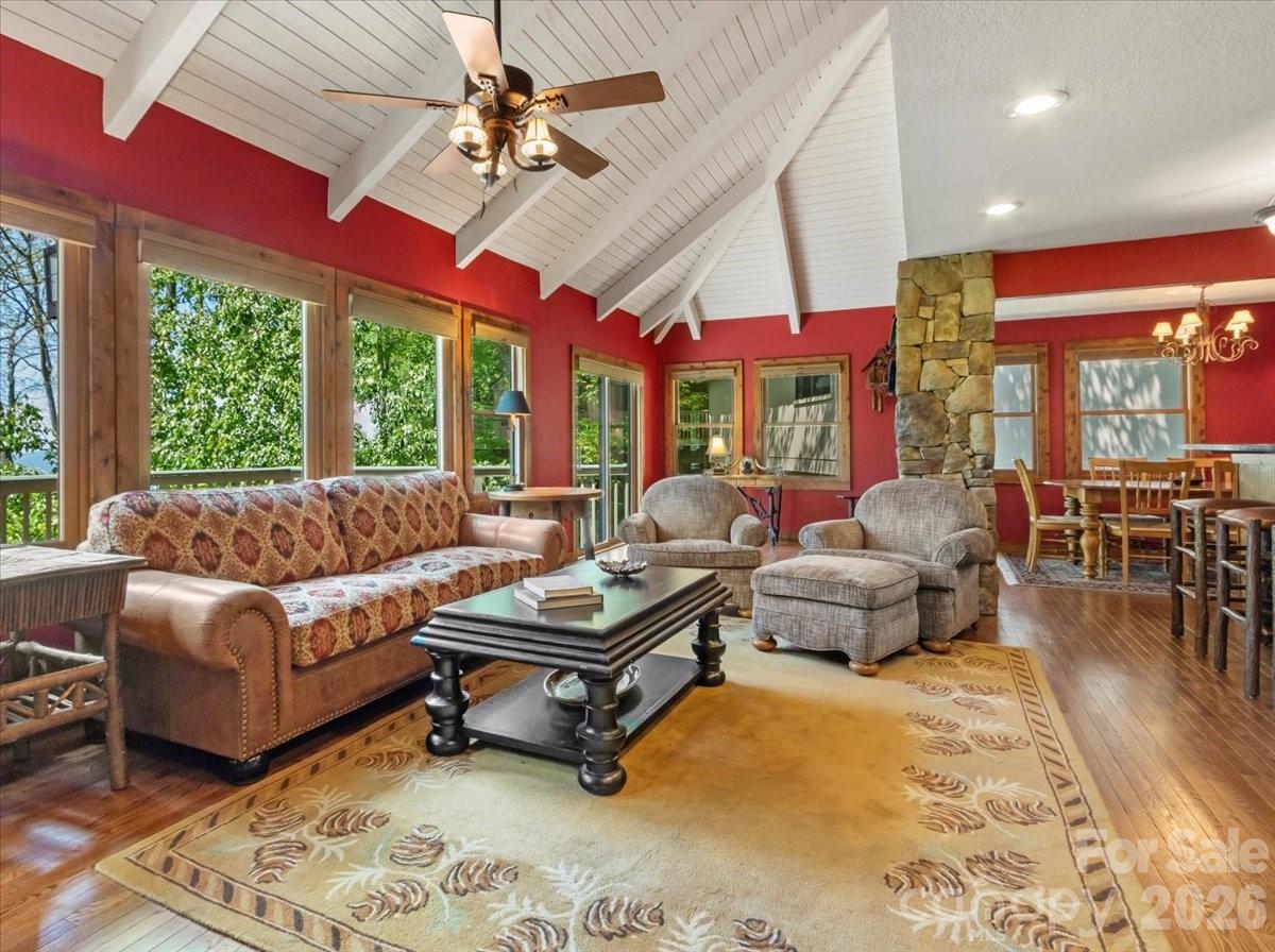 121 Ivy Ridge Road thumbnail image 7