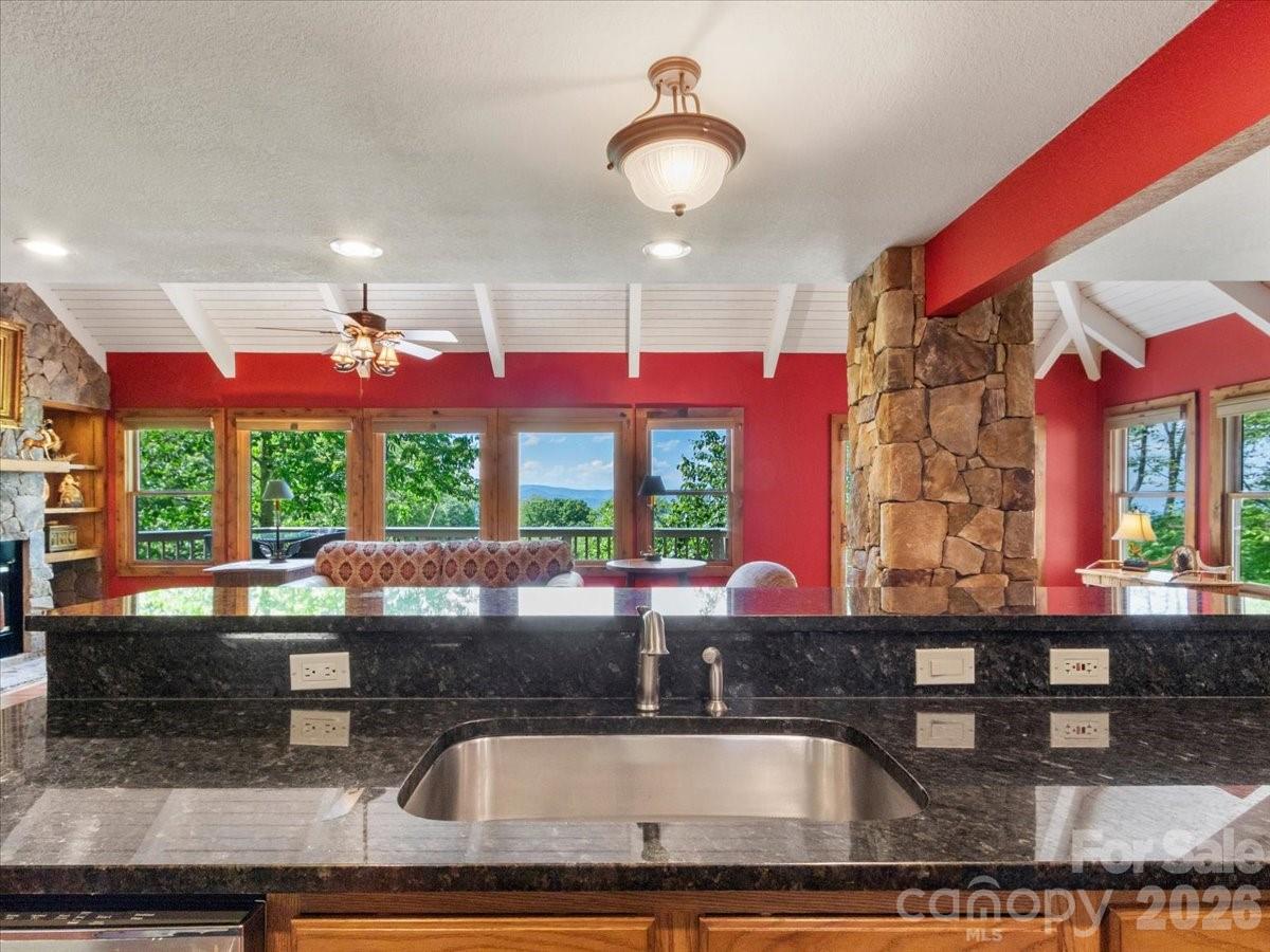 121 Ivy Ridge Road thumbnail image 13