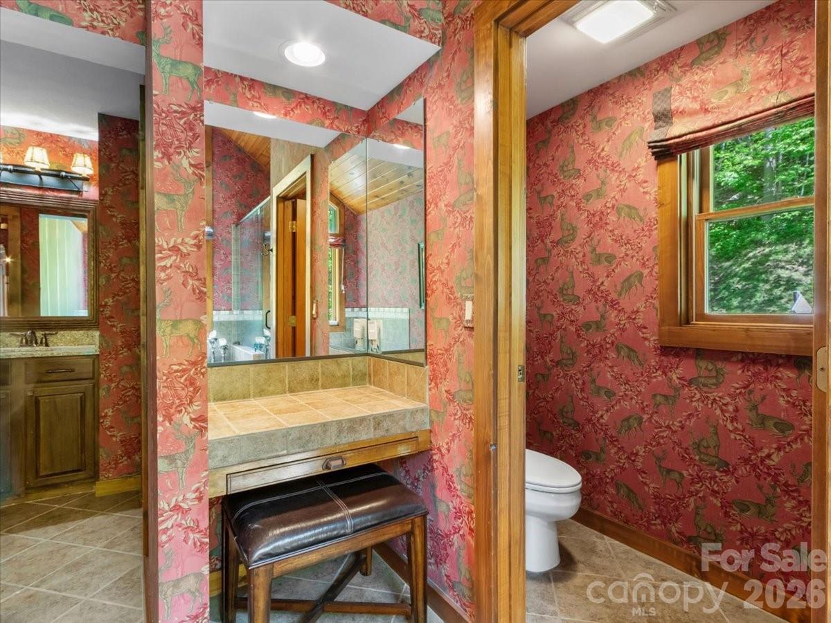 121 Ivy Ridge Road thumbnail image 22