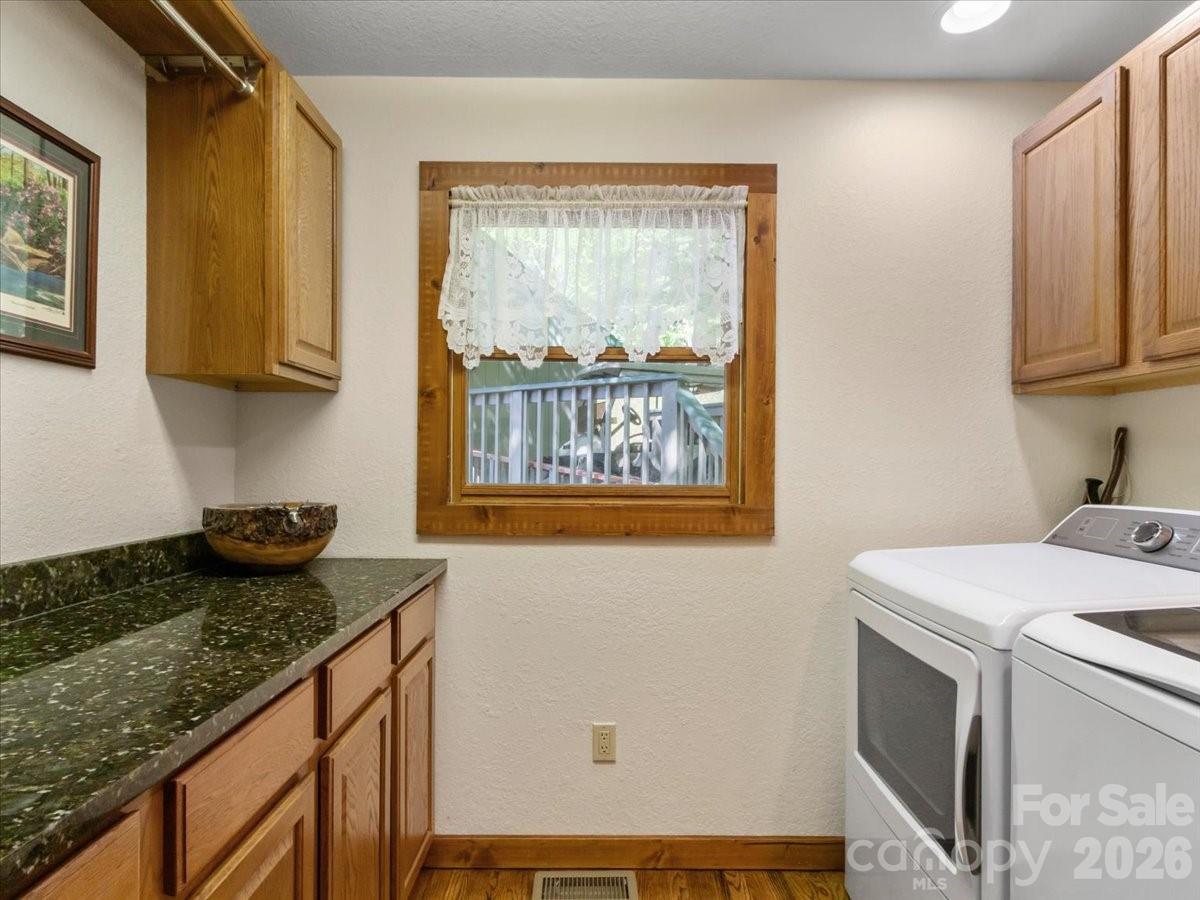 121 Ivy Ridge Road thumbnail image 38