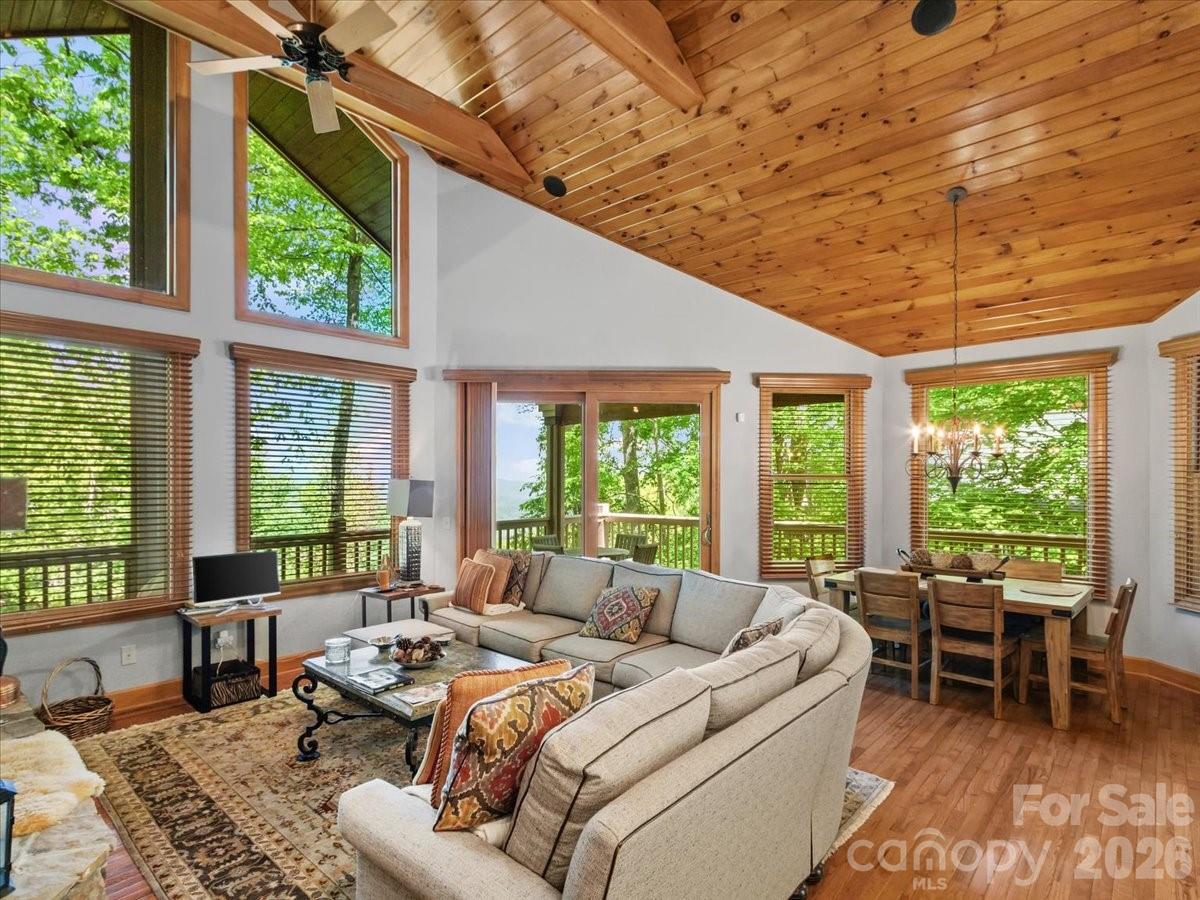 15 Ivy Point Lane thumbnail image 4
