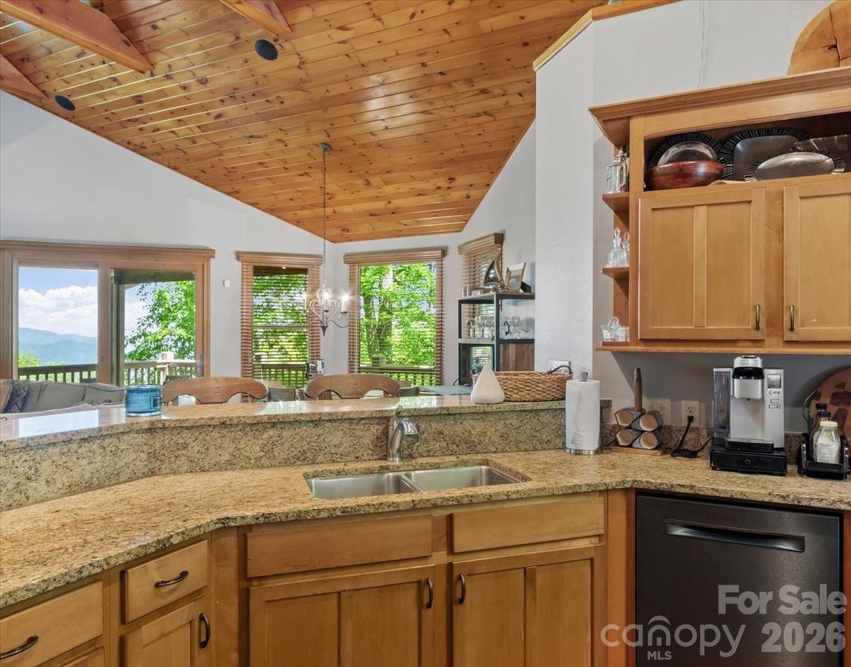 15 Ivy Point Lane thumbnail image 12