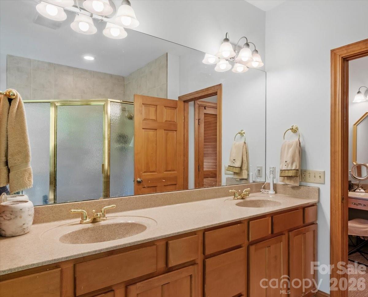 15 Ivy Point Lane thumbnail image 25