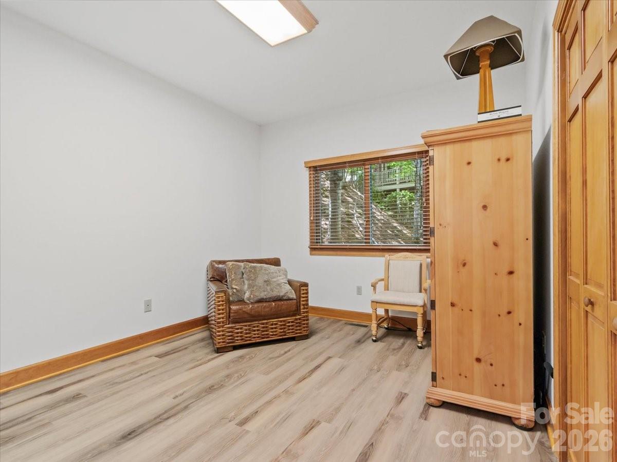 15 Ivy Point Lane thumbnail image 31