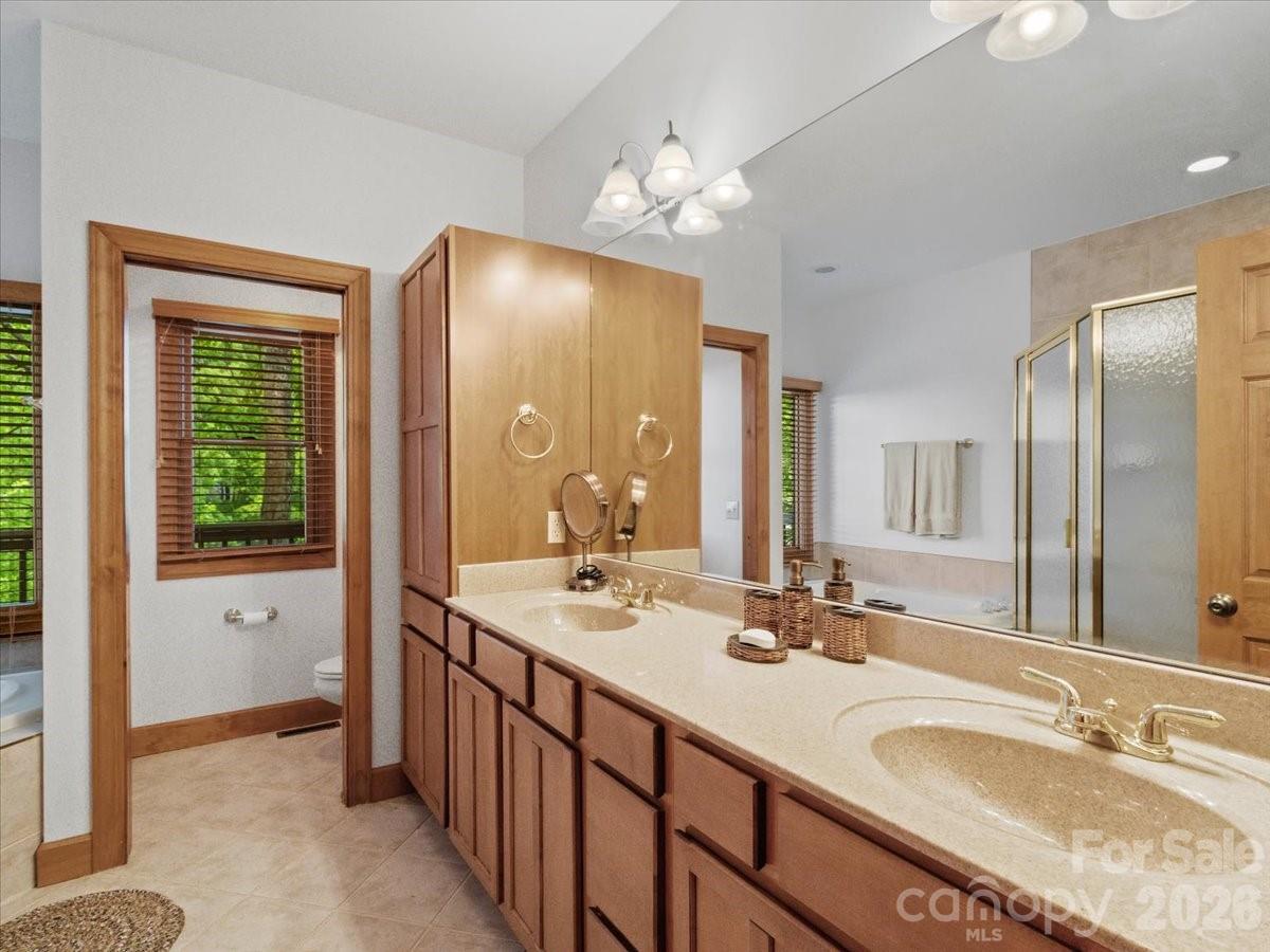 15 Ivy Point Lane thumbnail image 44