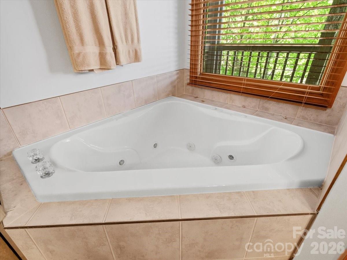 15 Ivy Point Lane thumbnail image 47